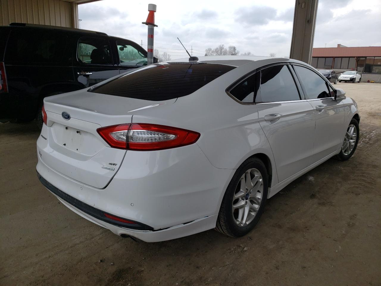 Photo 4 from auction – 2013 FORD FUSION SE with VIN 3FA6P0HR6DR120972