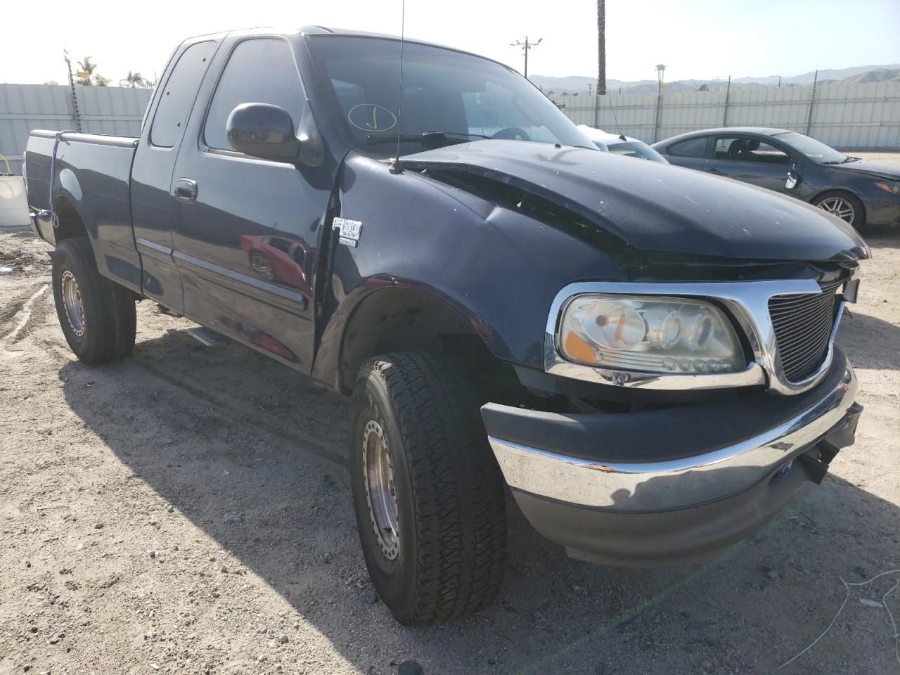 FORD F150 2002 with VIN 1FTRX17W42NC08472 - Photo from auction