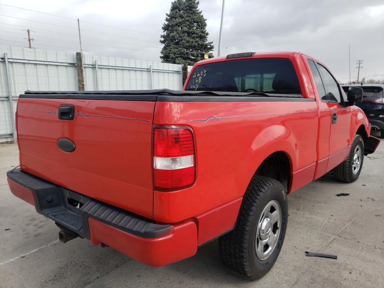 Photo 4 from auction – 2006 FORD F150 with VIN 1FTRF14W56NB04652