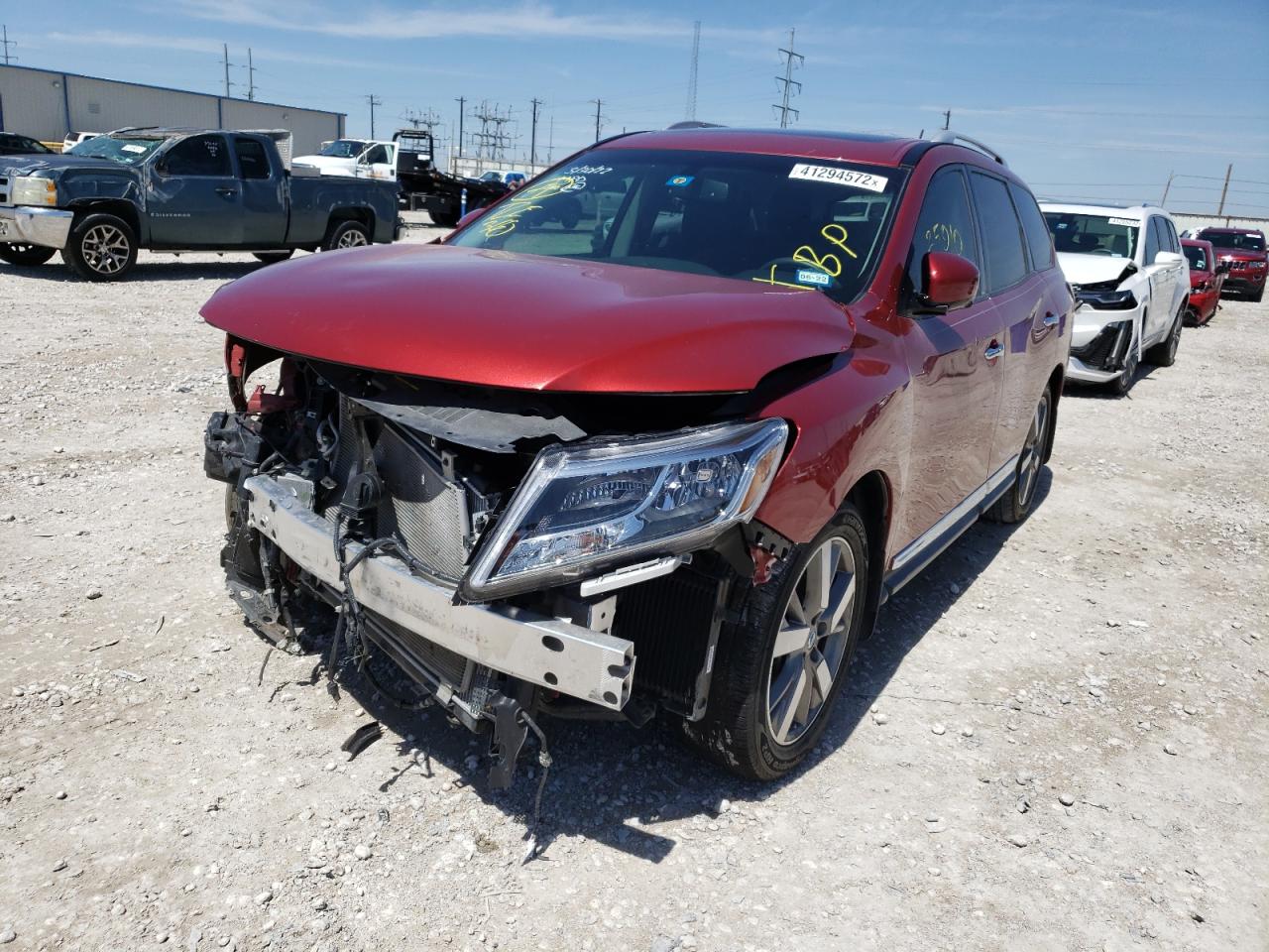 Photo 2 from auction – 2016 NISSAN PATHFINDER with VIN 5N1AR2MN1GC626673