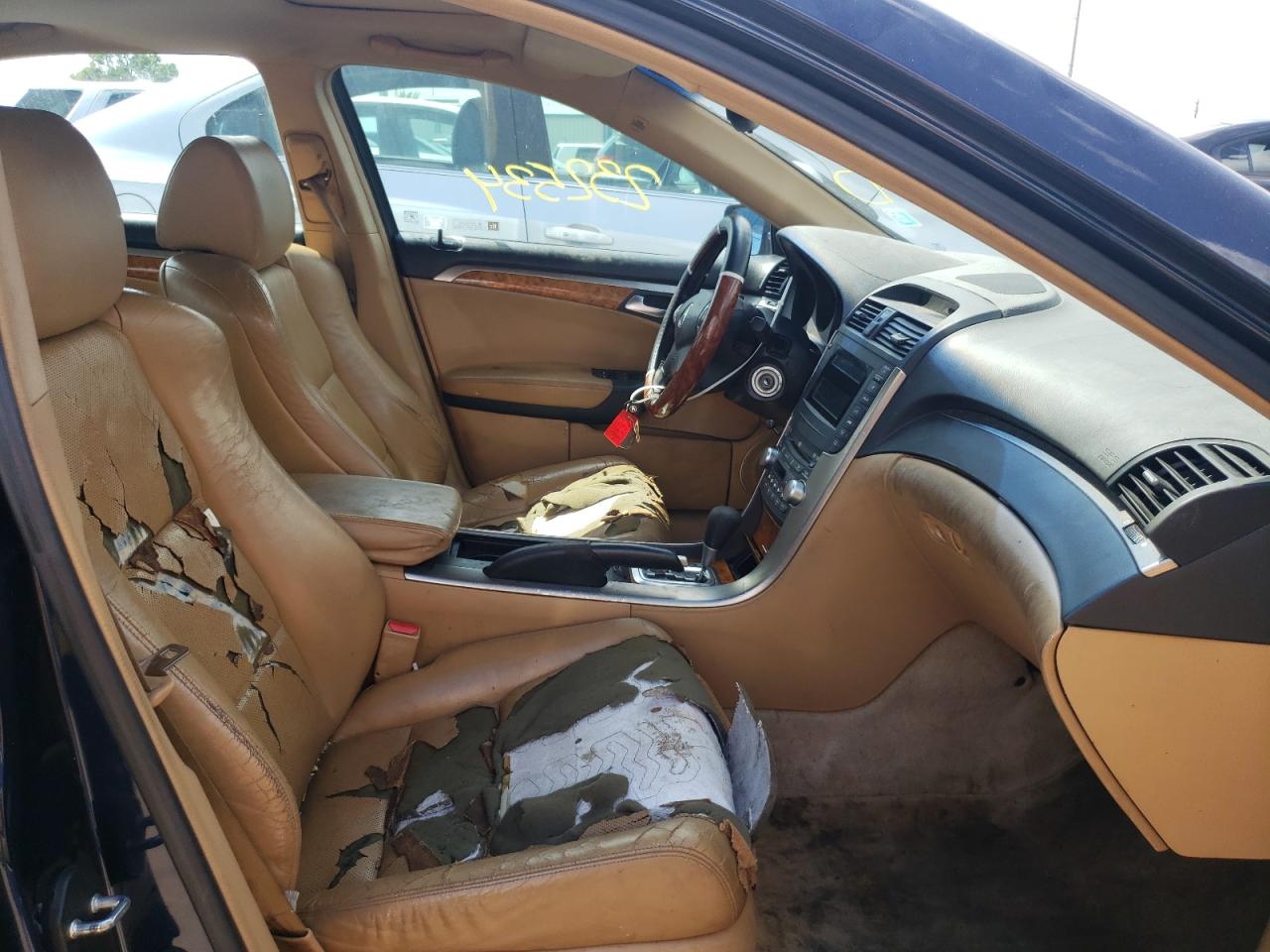 Photo 5 from auction – 2005 ACURA TL with VIN 19UUA66275A054098