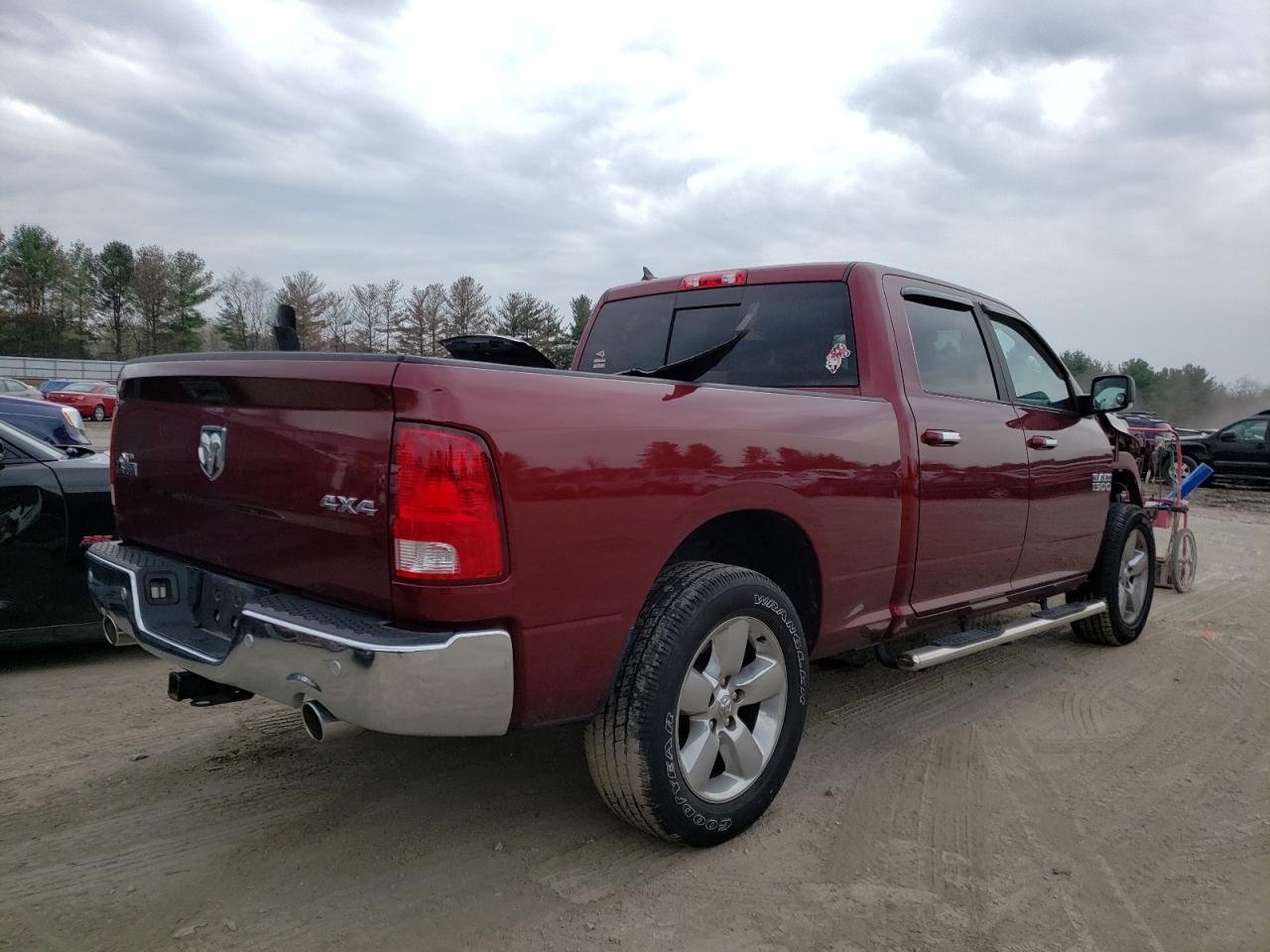 Photo 4 from auction – 2018 RAM 1500 SLT with VIN 1C6RR7TT9JS153727