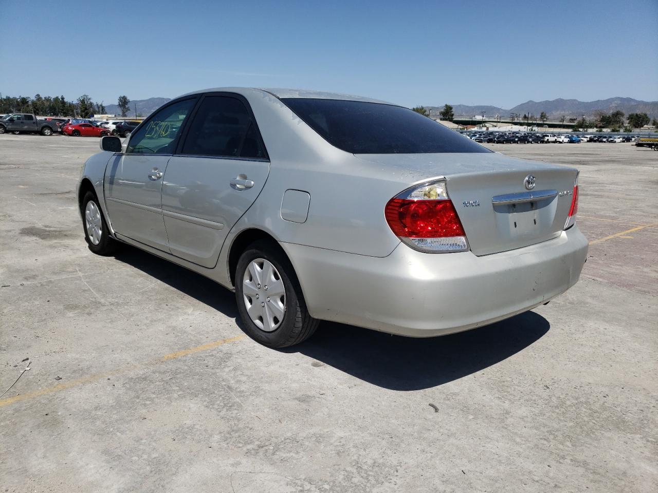 Photo 3 from auction – 2006 TOYOTA CAMRY LE with VIN 4T1BE32K36U744442