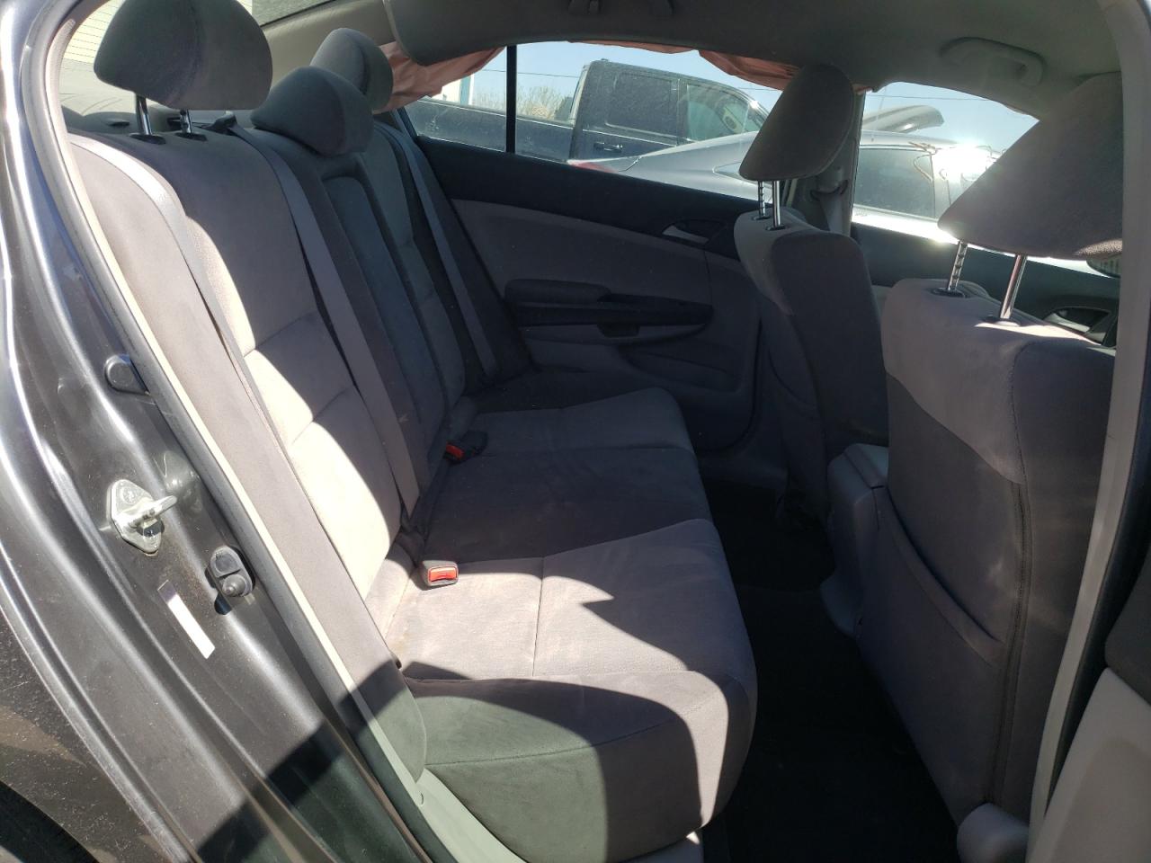 Photo 6 from auction – 2008 HONDA ACCORD with VIN JHMCP26468C069797