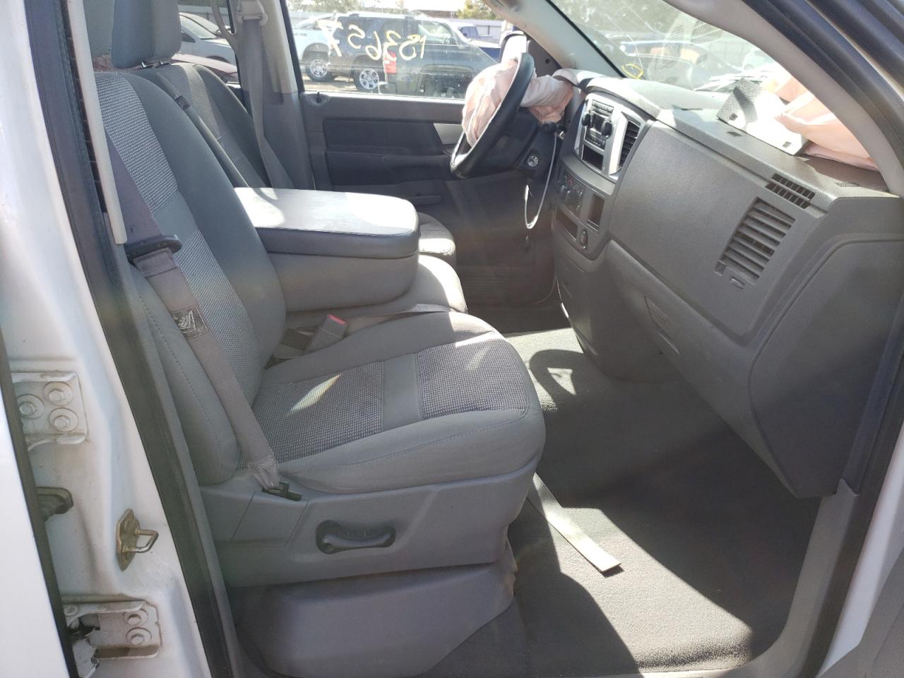 Photo 5 from auction – 2007 DODGE RAM 1500 S with VIN 1D7HA18267J522704