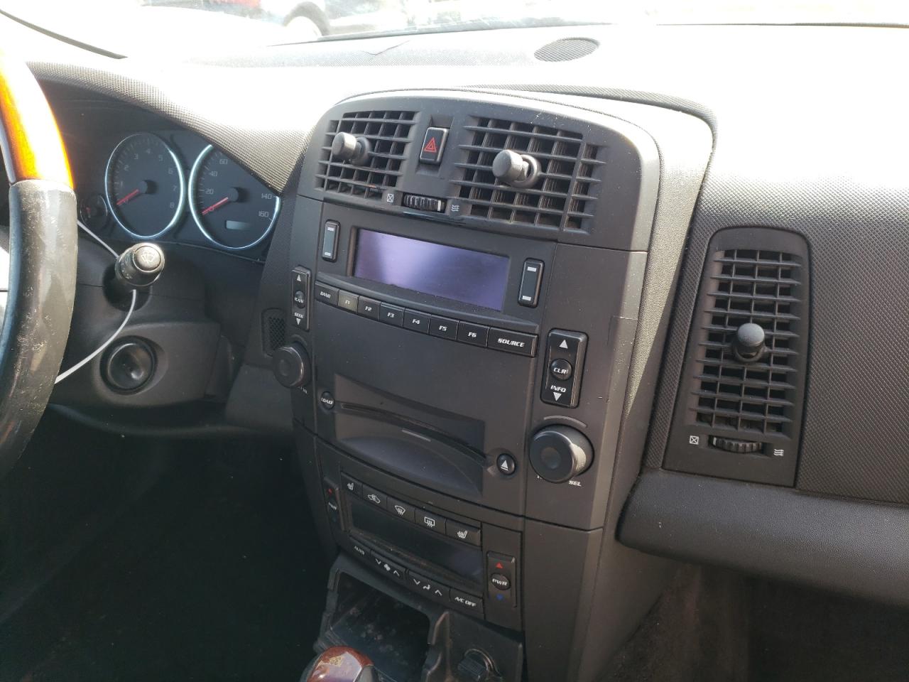 Photo 9 from auction – 2005 CADILLAC SRX with VIN 1GYEE637950157031