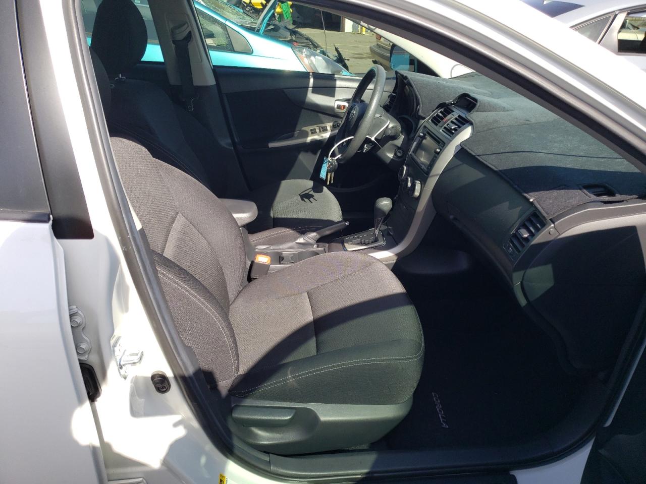 Photo 5 from auction – 2013 TOYOTA COROLLA BA with VIN 5YFBU4EE8DP119645