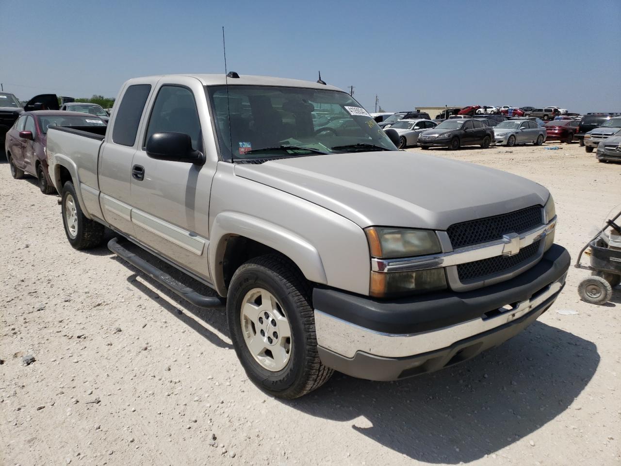 CHEVROLET SILVERADO 2004 with VIN 1GCEK19T34E269900 - Photo from auction