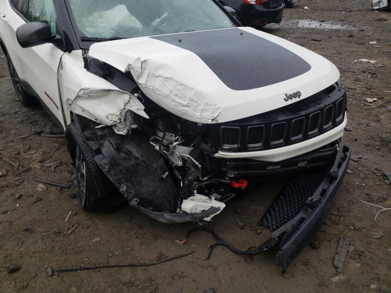 Photo 9 from auction – 2019 JEEP COMPASS TR with VIN 3C4NJDDB7KT619495
