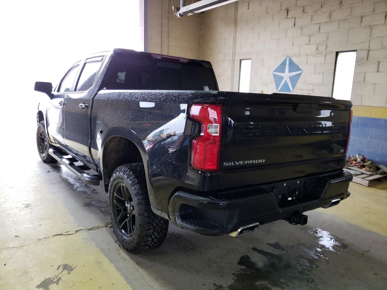 Photo 3 from auction – 2019 CHEVROLET SILVERADO with VIN 3GCPYFED3KG250238