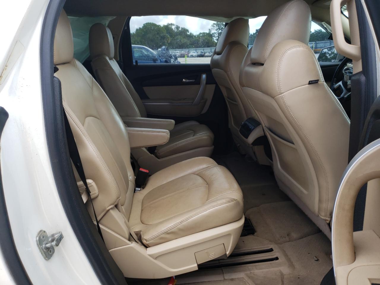 Photo 6 from auction – 2012 GMC ACADIA SLT with VIN 1GKKVRED0CJ377554