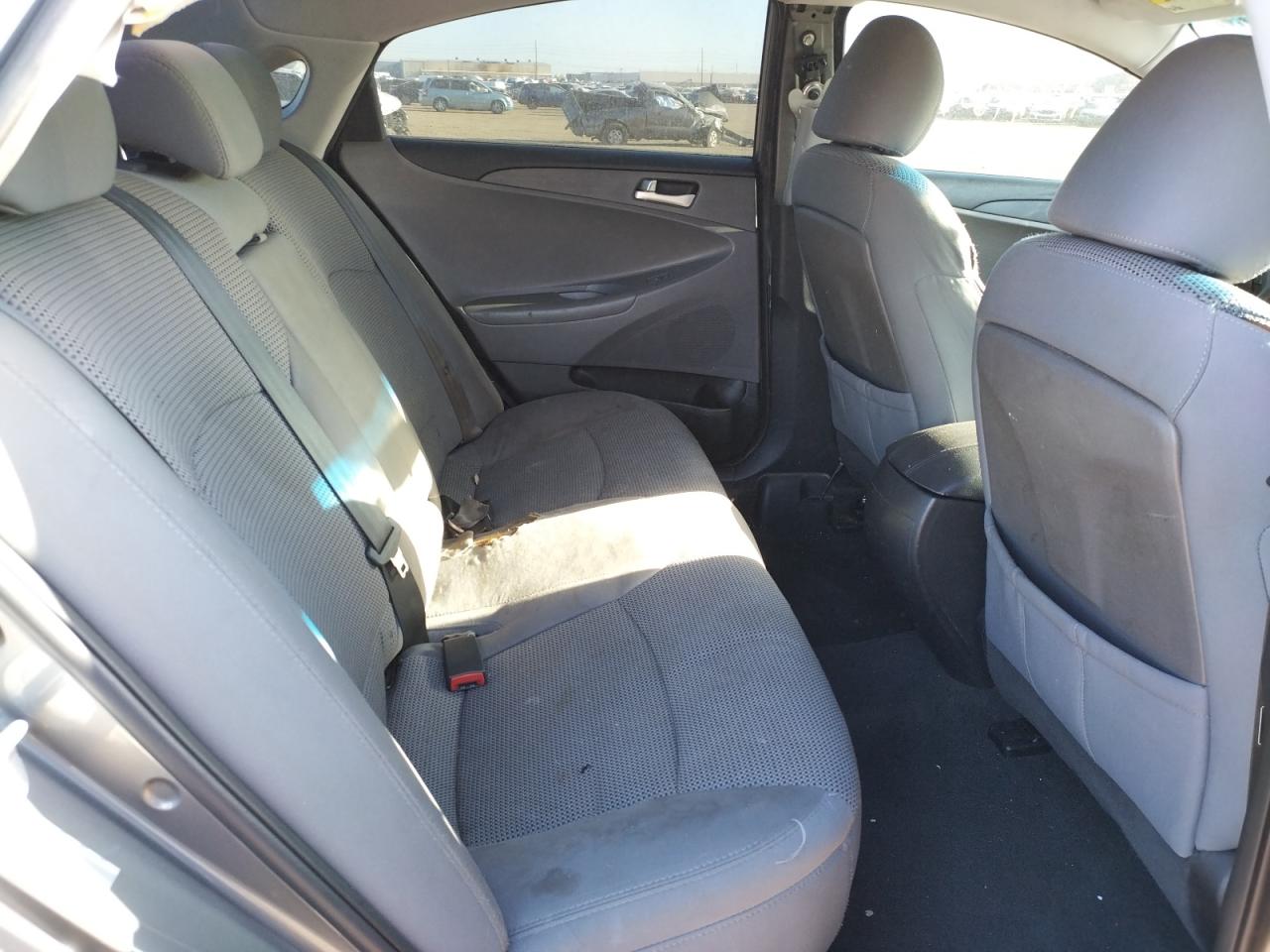 Photo 6 from auction – 2011 HYUNDAI SONATA GLS with VIN 5NPEB4AC6BH048057