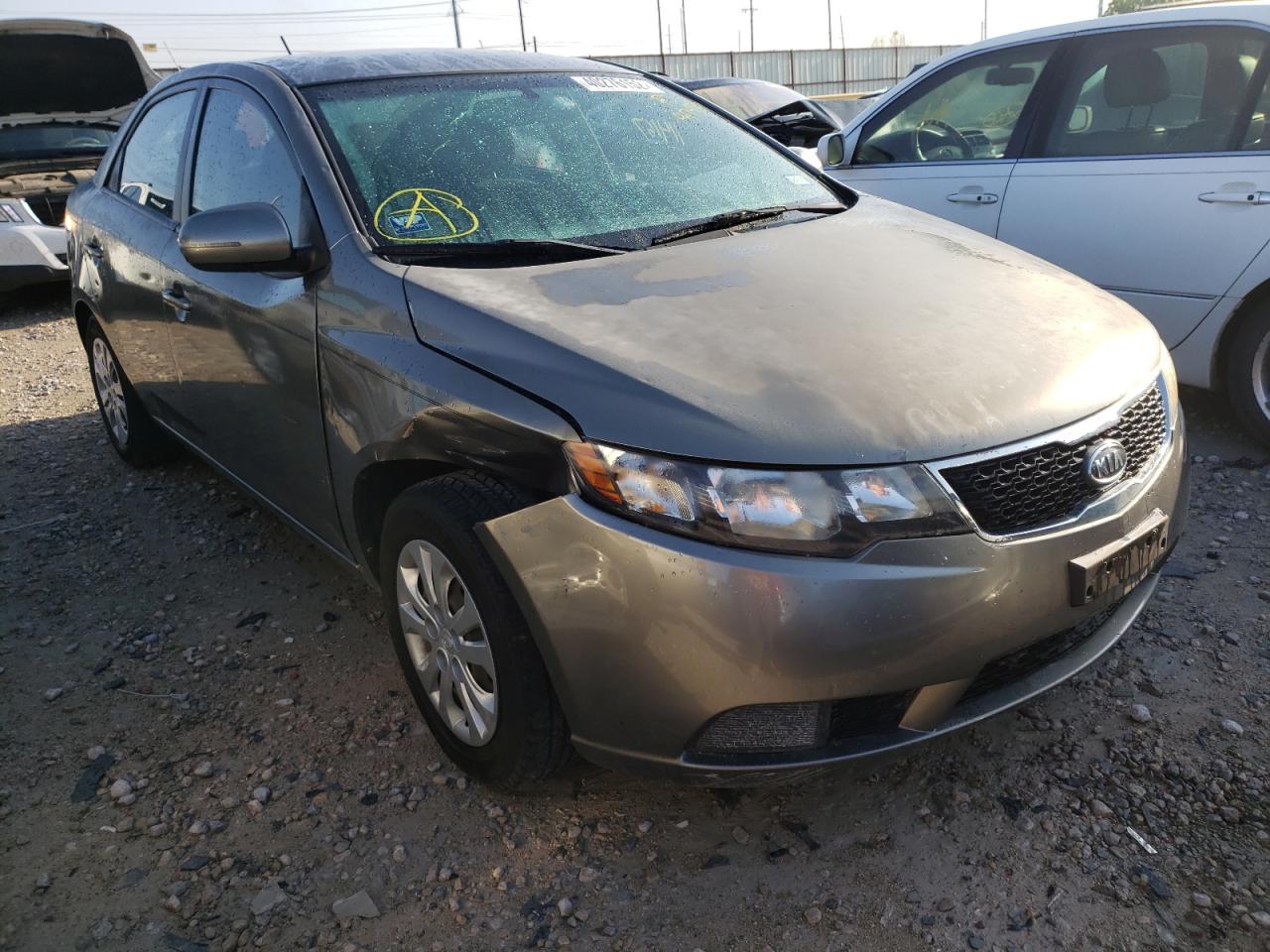 KIA FORTE EX 2012 with VIN KNAFU4A26C5557473 - Photo from auction