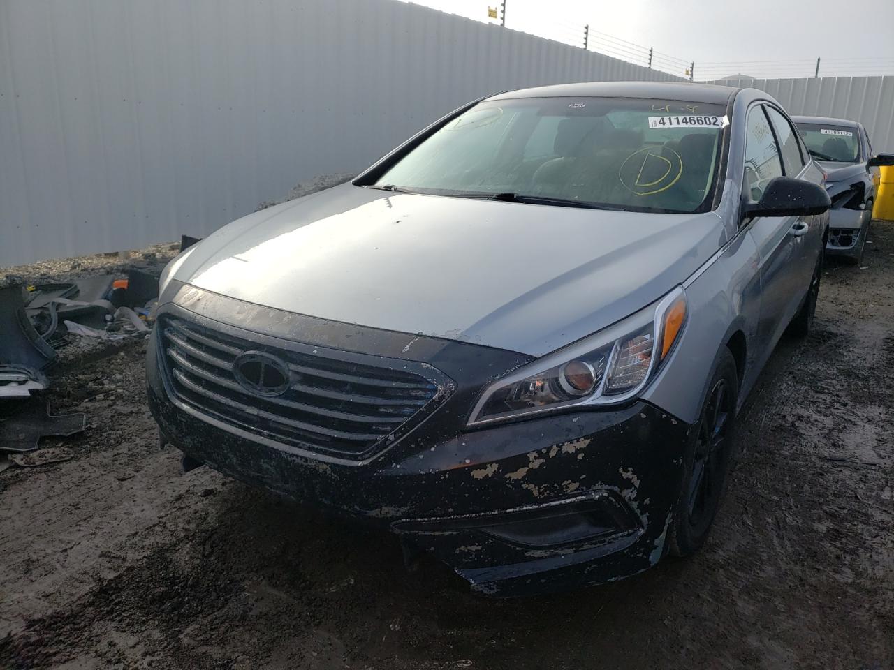 Photo 2 from auction – 2015 HYUNDAI SONATA SE with VIN 5NPE24AF0FH008556