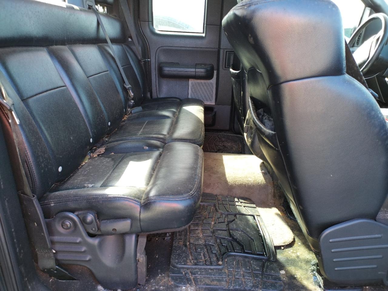 Photo 6 from auction – 2004 FORD F-150 with VIN 1FTRX12554KD56309