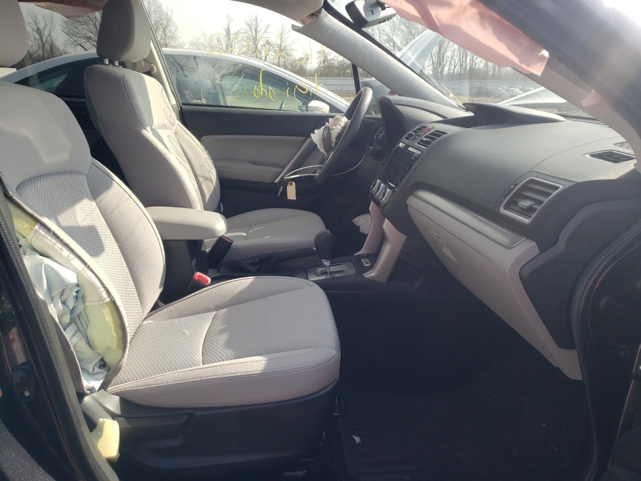 Photo 5 from auction – 2017 SUBARU FORESTER 2 with VIN JF2SJAGC9HH576325
