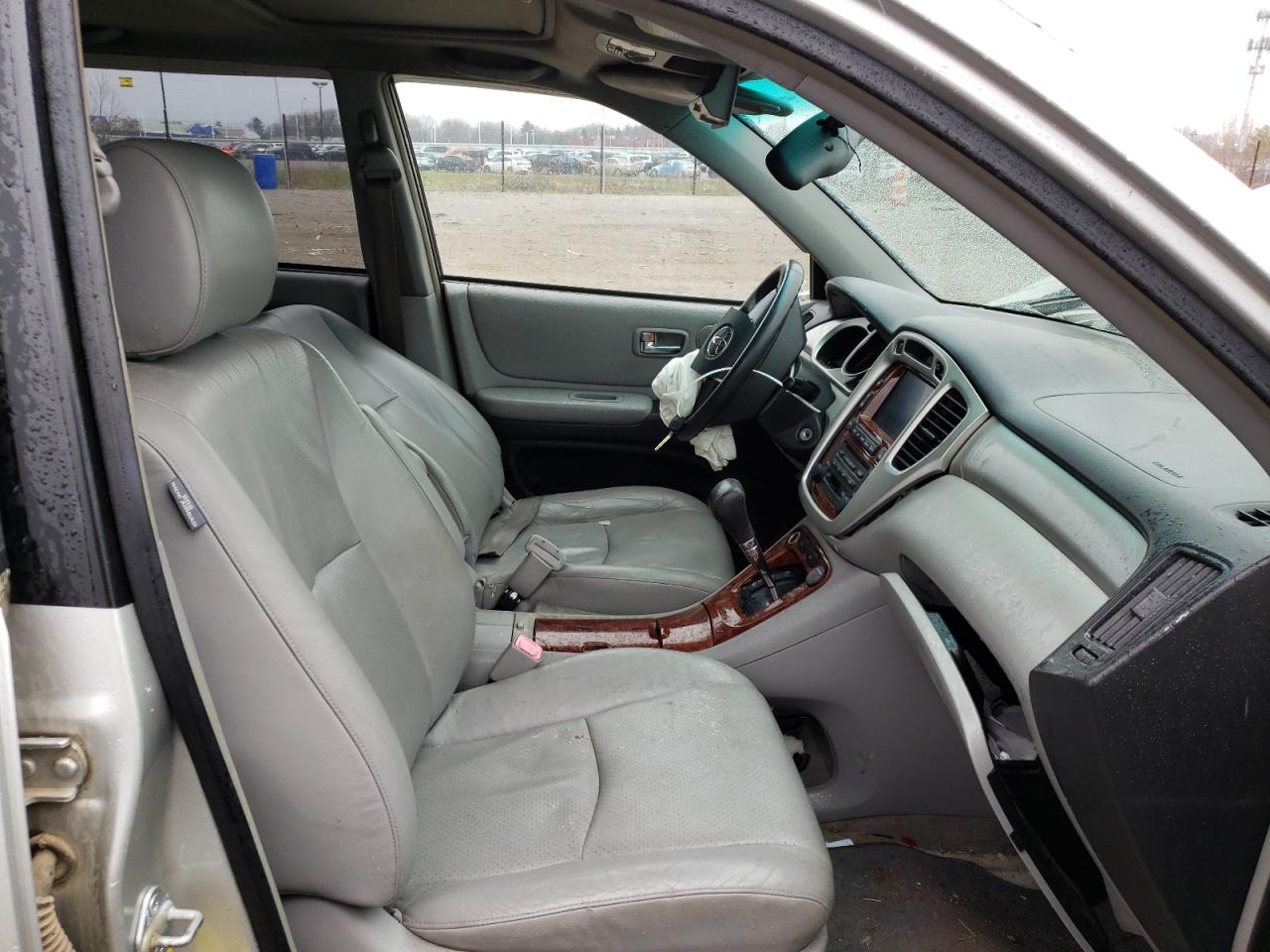 Foto 5 de la subasta – 2006 TOYOTA HIGHLANDER con VIN JTEEW21A860015566