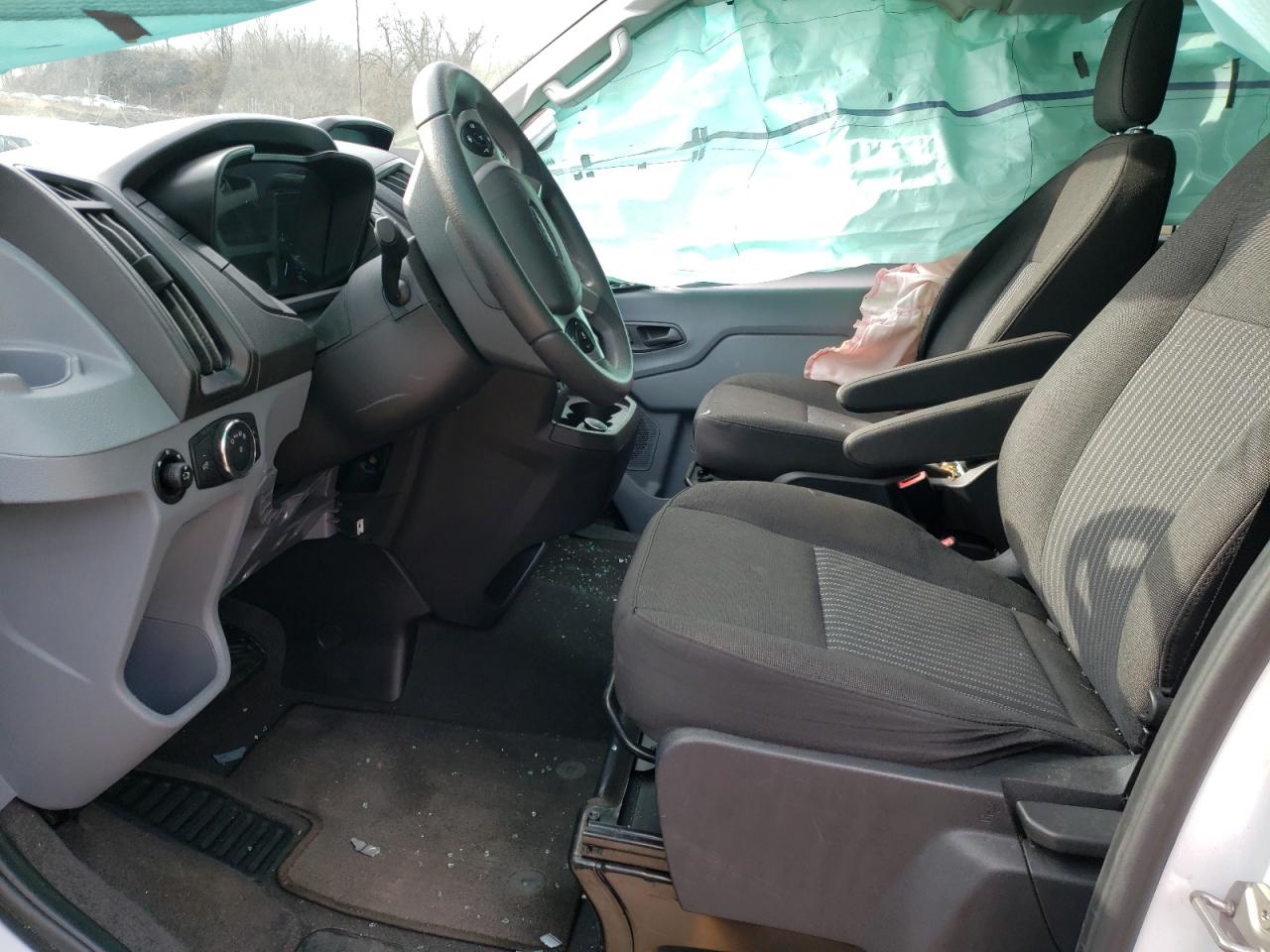 Photo 5 from auction – 2018 FORD TRANSIT T- with VIN 1FBZX2YG3JKA21399