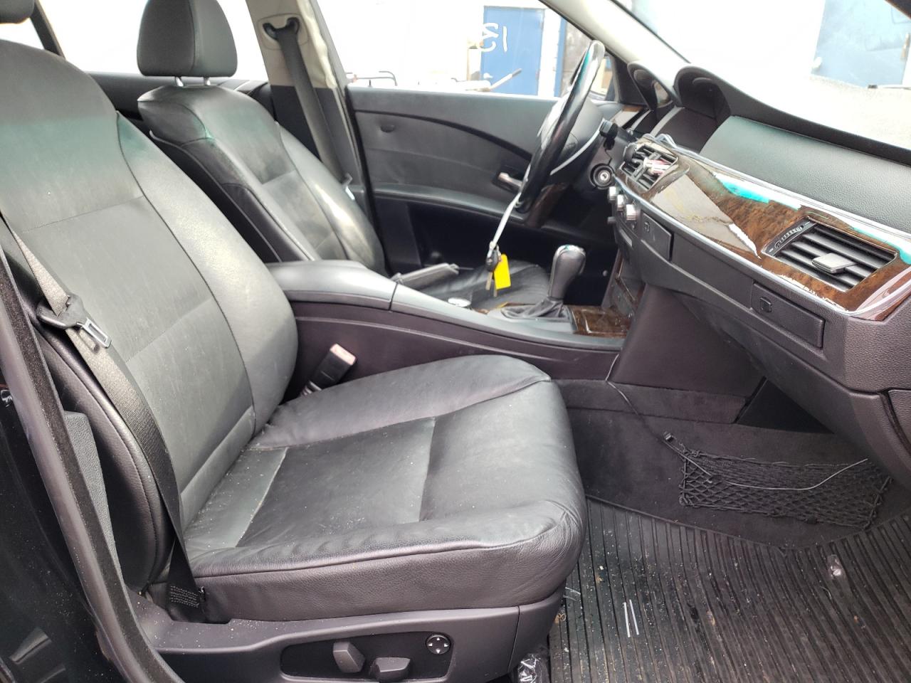 Photo 5 from auction – 2006 BMW 525 XI with VIN WBANF33596CS35496