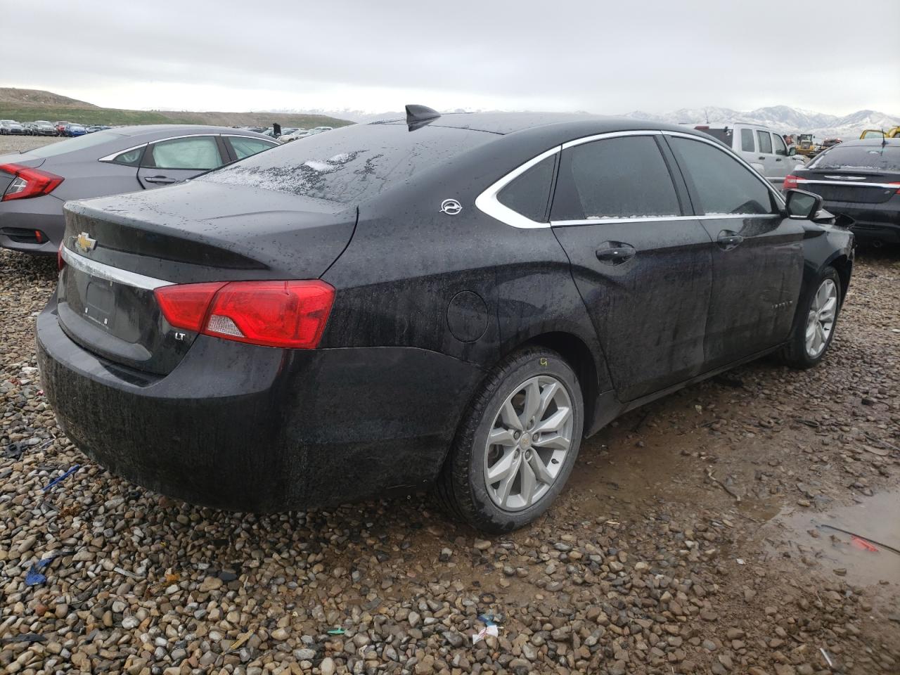Photo 4 from auction – 2018 CHEVROLET IMPALA LT with VIN 2G1105S32J9165606