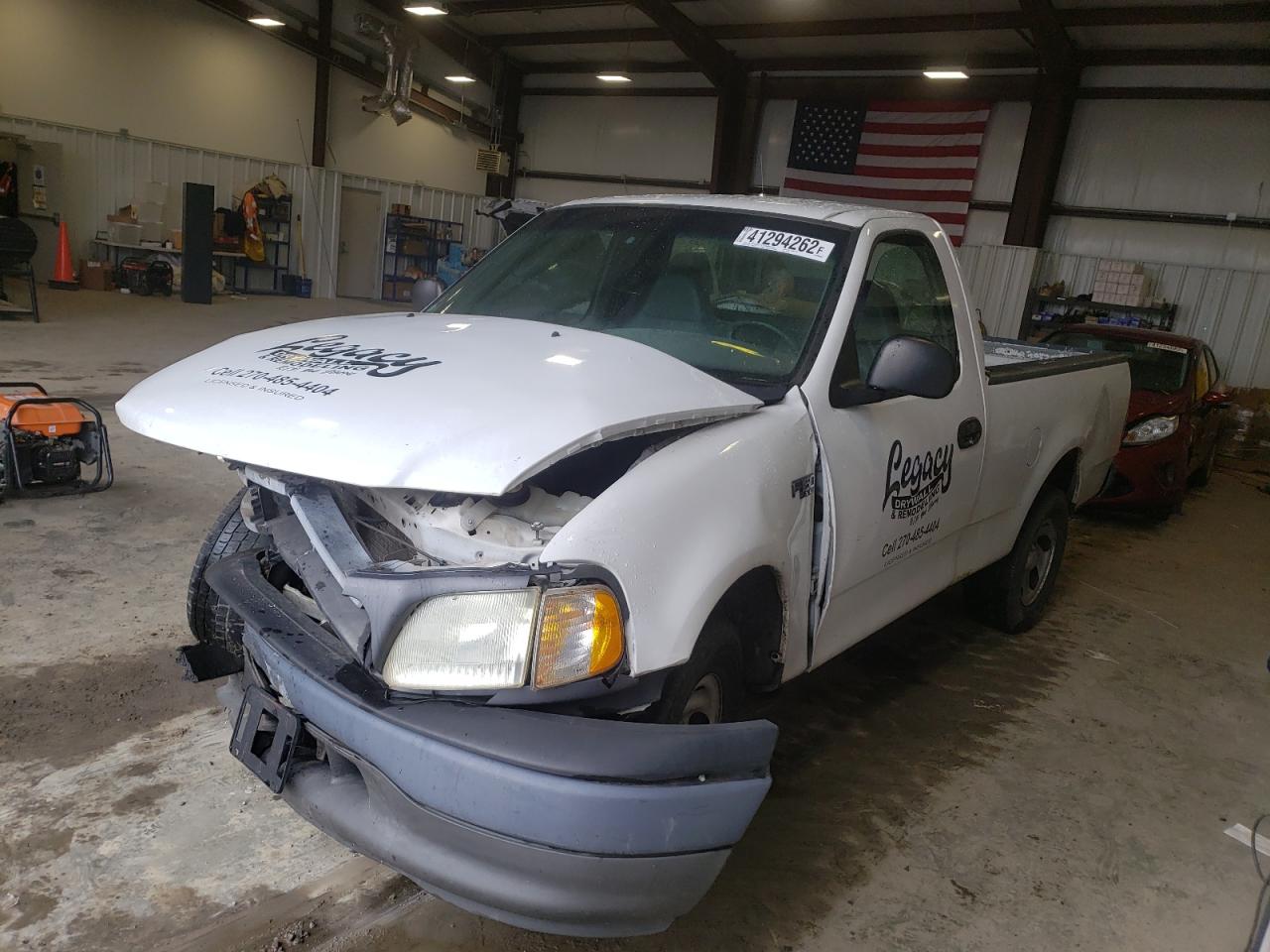 Foto 2 de la subasta – 2002 FORD F150 con VIN 1FTRF17222NB49955