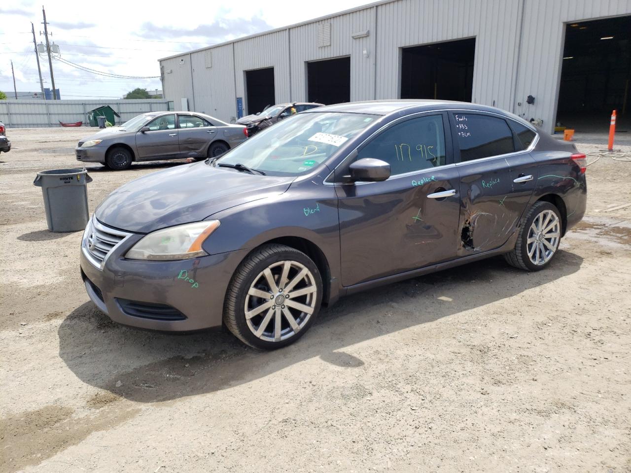Photo 2 from auction – 2015 NISSAN SENTRA S with VIN 3N1AB7AP2FL691565
