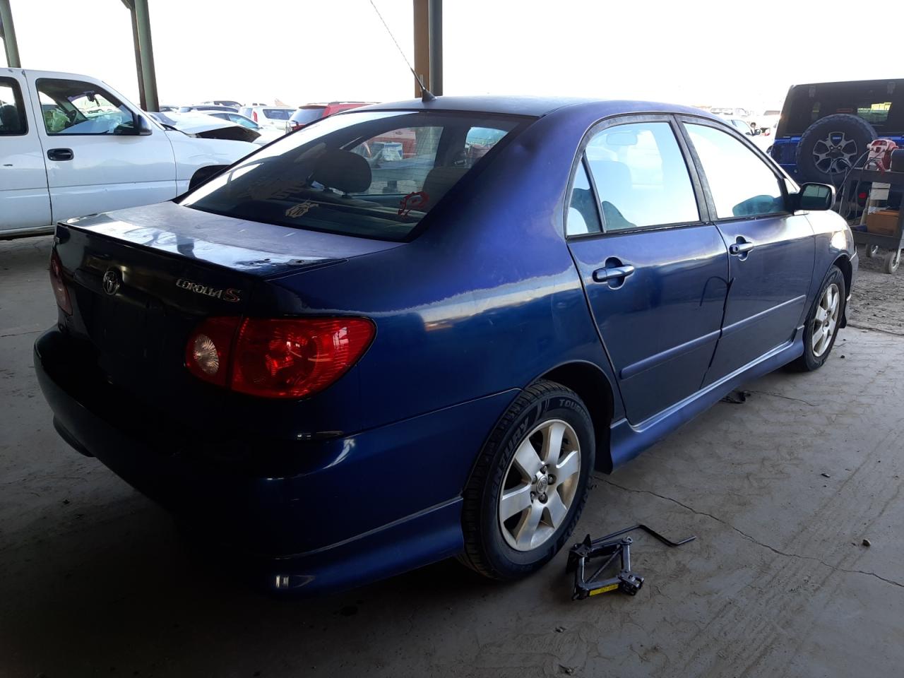 Photo 4 from auction – 2004 TOYOTA COROLLA CE with VIN 1NXBR32E04Z203098