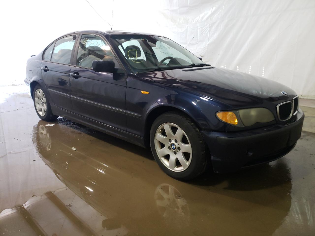 Photo 9 from auction – 2004 BMW 3 SERIES with VIN WBAET37464NJ47257