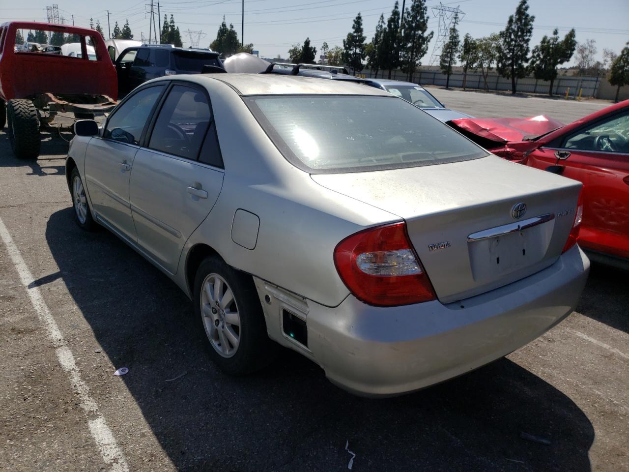 Photo 3 from auction – 2003 TOYOTA CAMRY LE with VIN JTDBE32K830168743