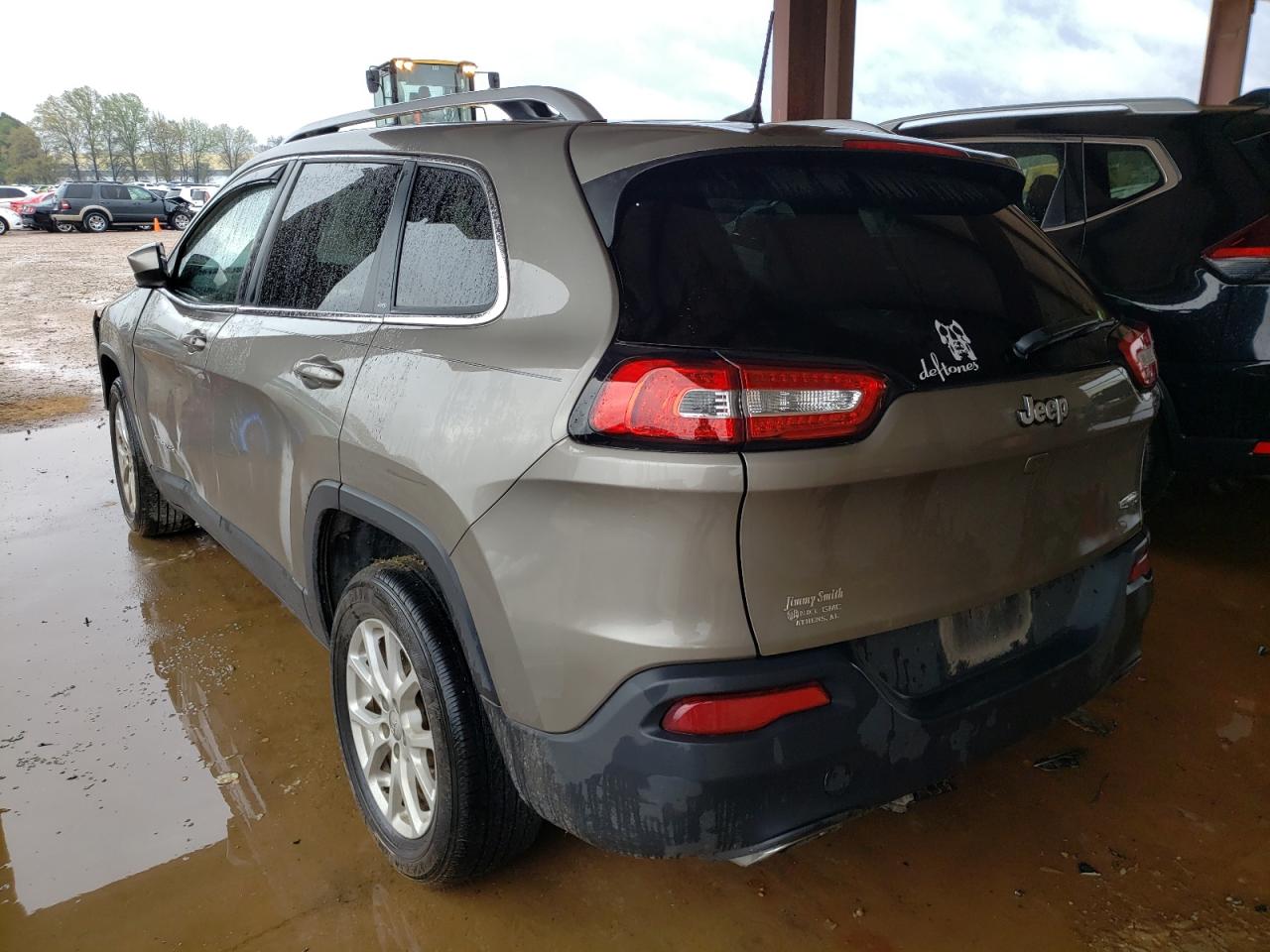 Photo 3 from auction – 2017 JEEP CHEROKEE L with VIN 1C4PJLCS6HW643732