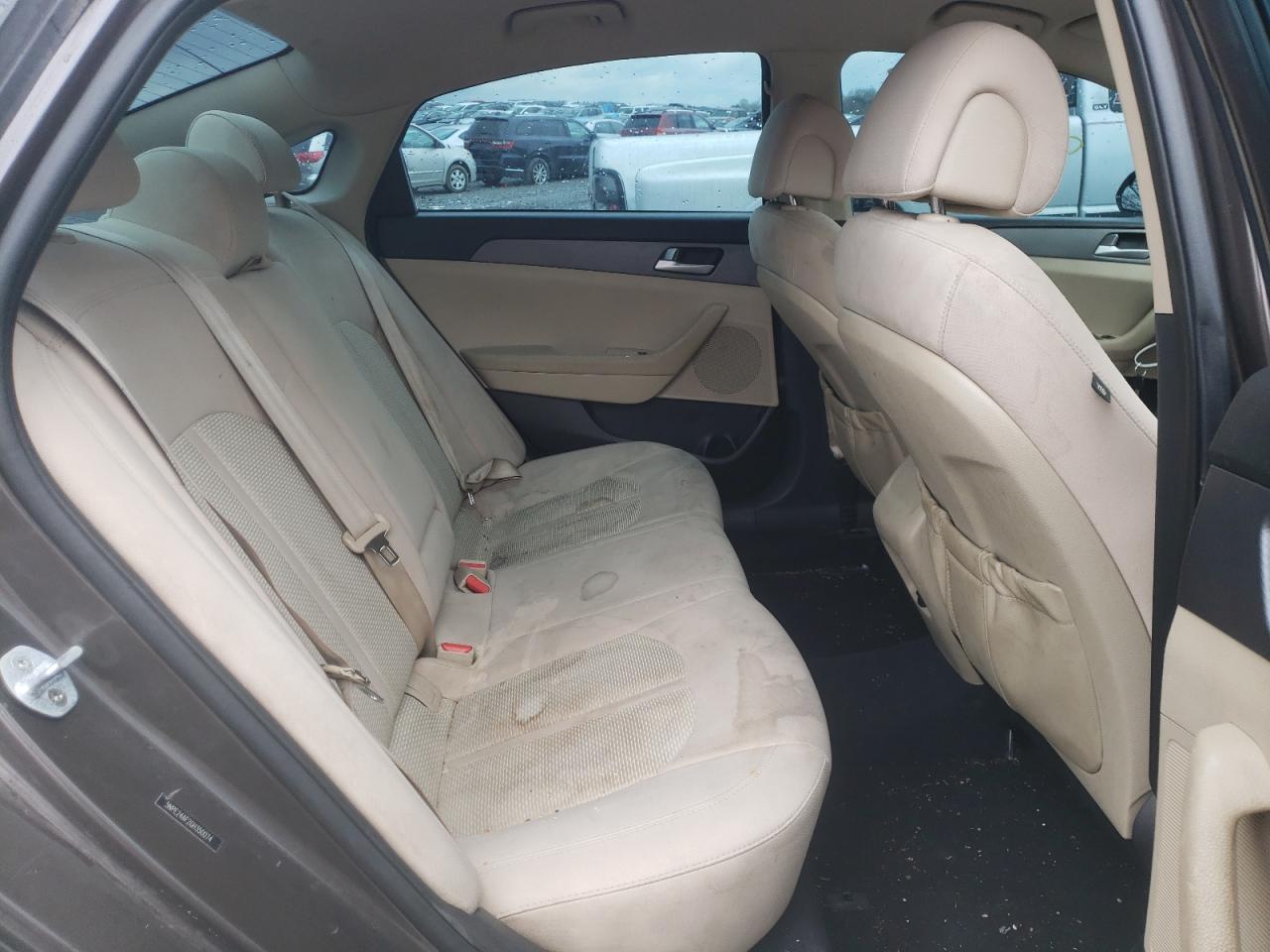Photo 6 from auction – 2016 HYUNDAI SONATA SE with VIN 5NPE24AF2GH350074