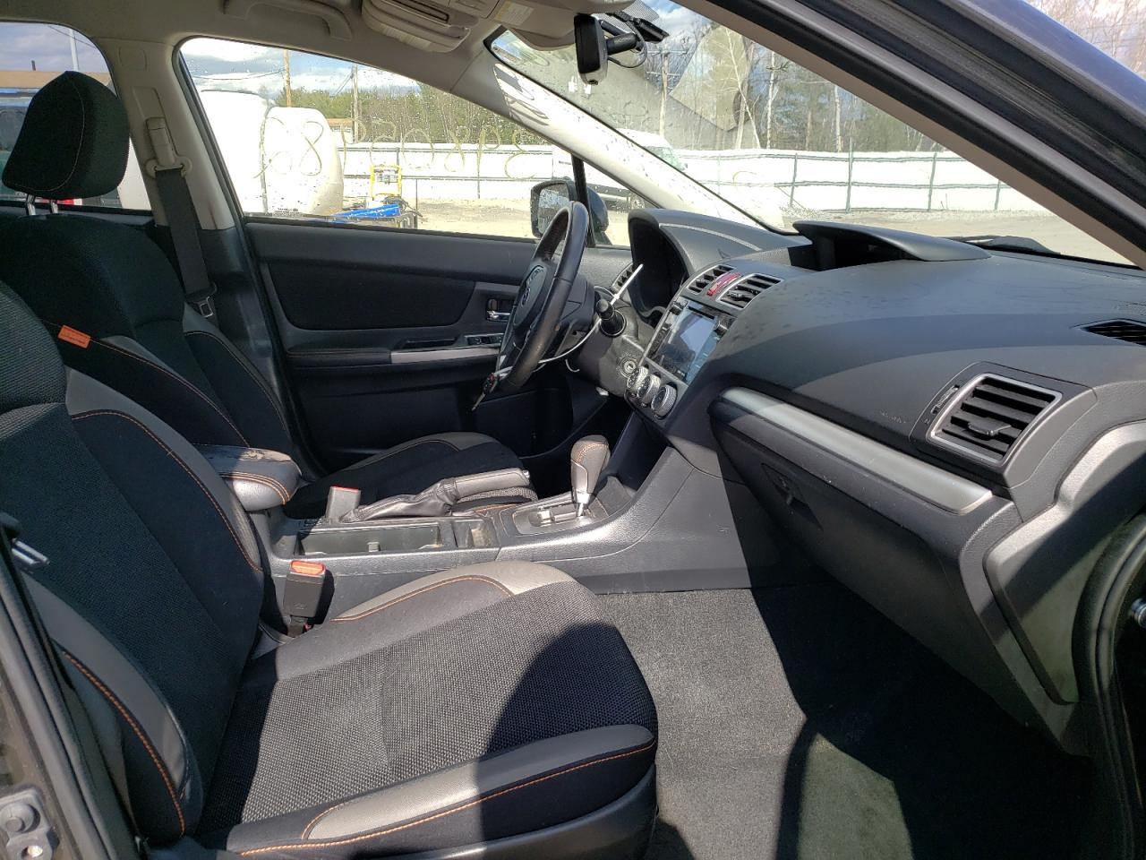 Photo 5 from auction – 2017 SUBARU CROSSTREK with VIN JF2GPADC3HH249220
