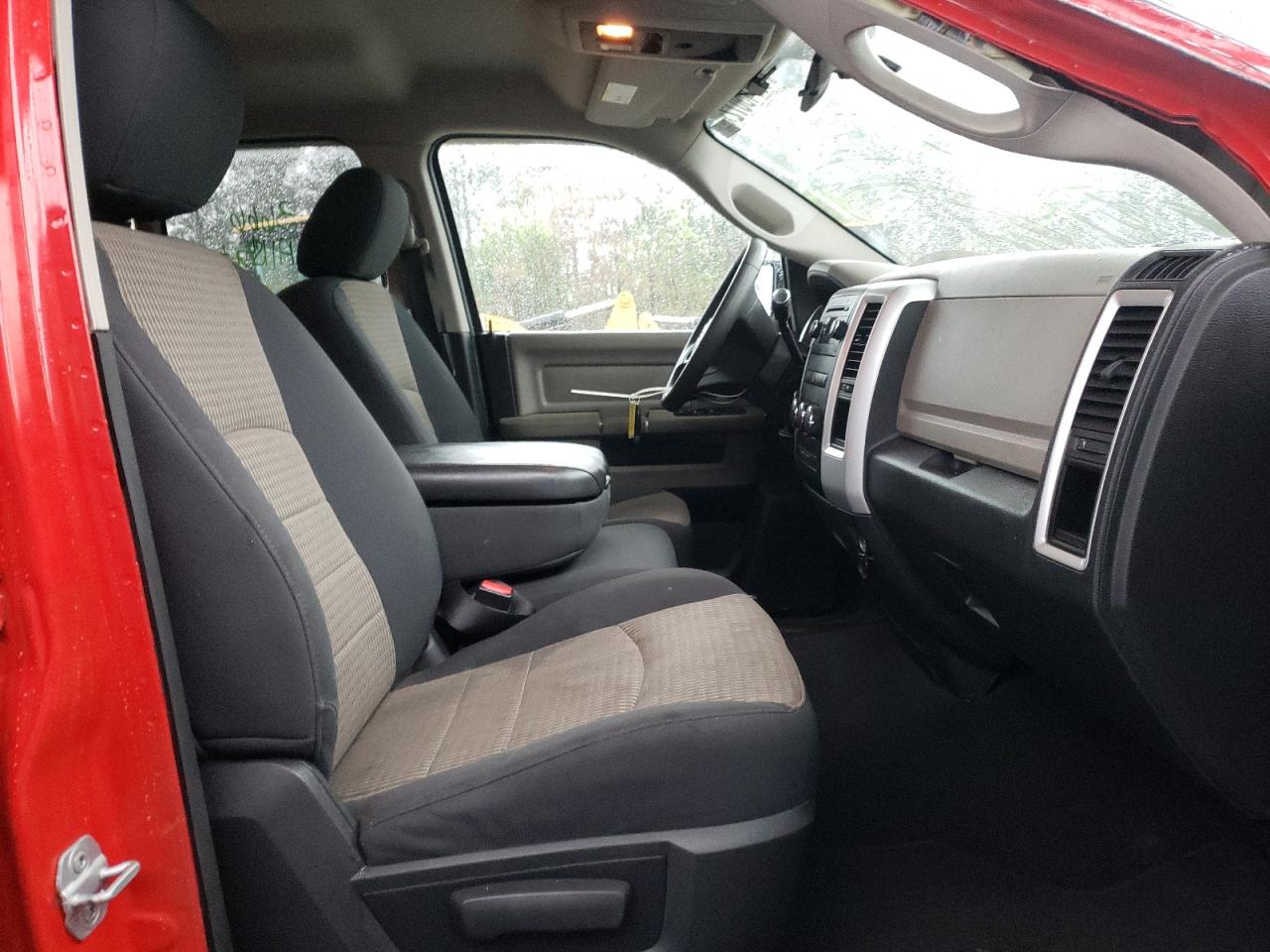 Photo 5 from auction – 2012 DODGE RAM 1500 S with VIN 1C6RD7GT3CS249610