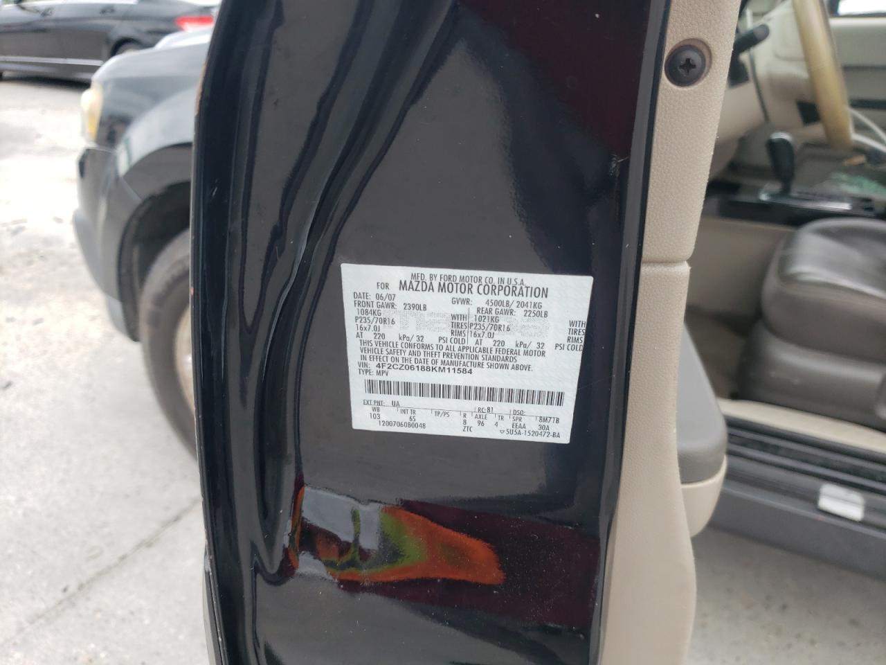 Photo 10 from auction – 2008 MAZDA TRIBUTE S with VIN 4F2CZ06188KM11584