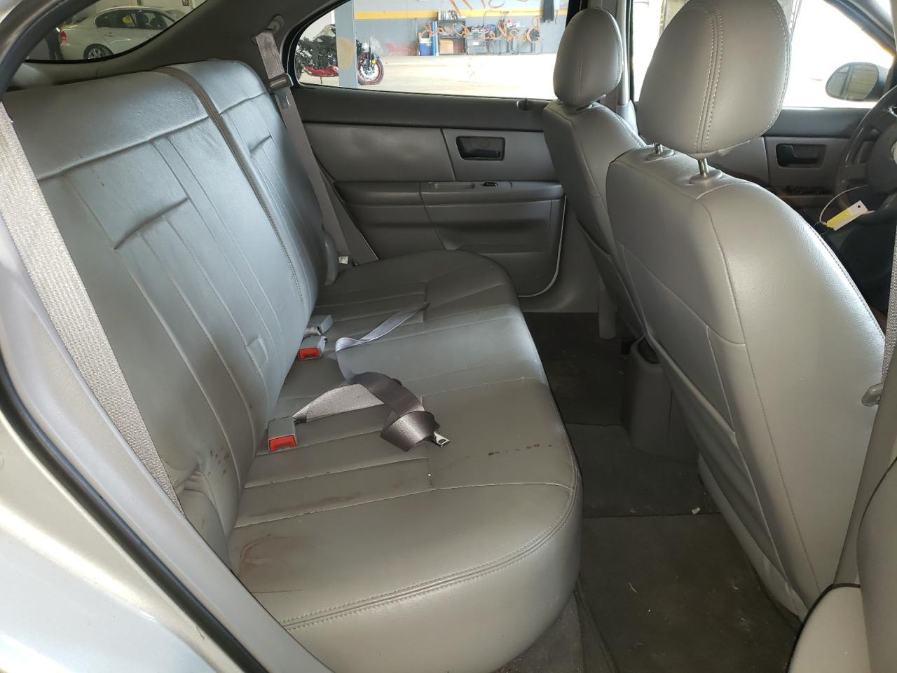 Photo 6 from auction – 2004 MERCURY SABLE LS P with VIN 1MEFM59S44A604245