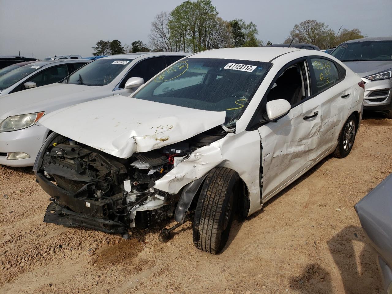Photo 2 from auction – 2018 HYUNDAI ACCENT SE with VIN 3KPC24A34JE014676