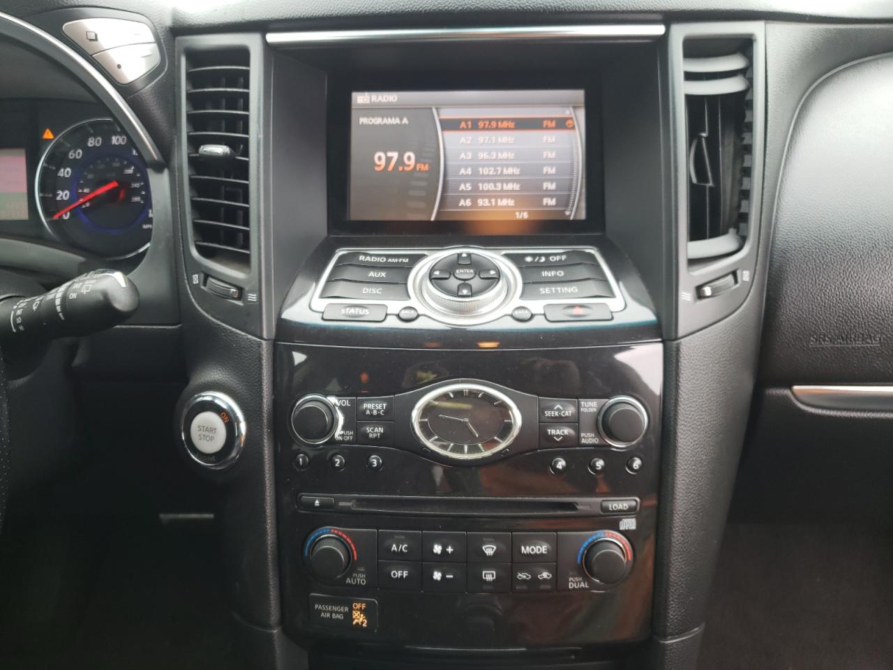 Photo 9 from auction – 2009 INFINITI FX35 with VIN JNRAS18W89M157312