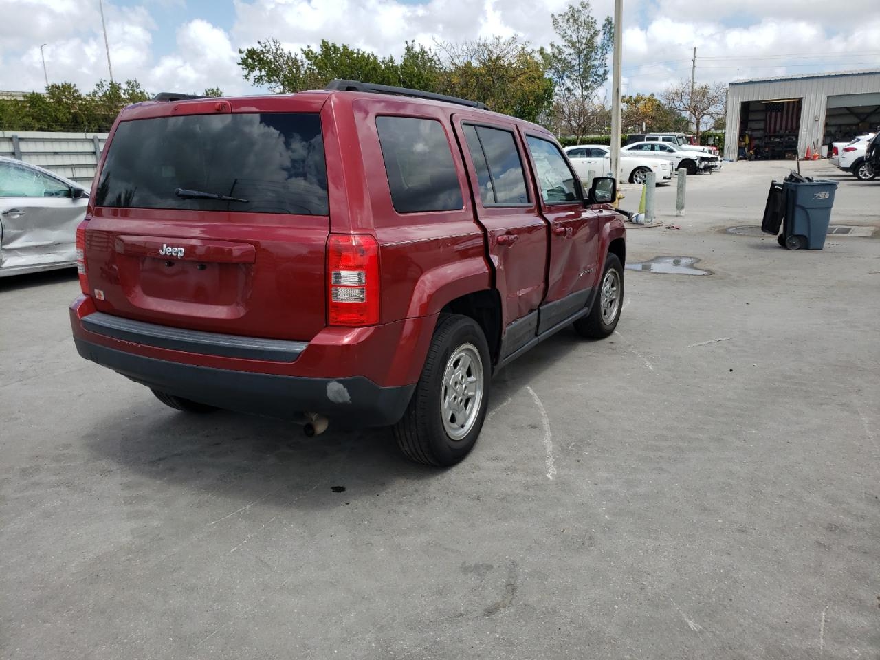 Photo 4 from auction – 2015 JEEP PATRIOT SP with VIN 1C4NJPBA3FD413100