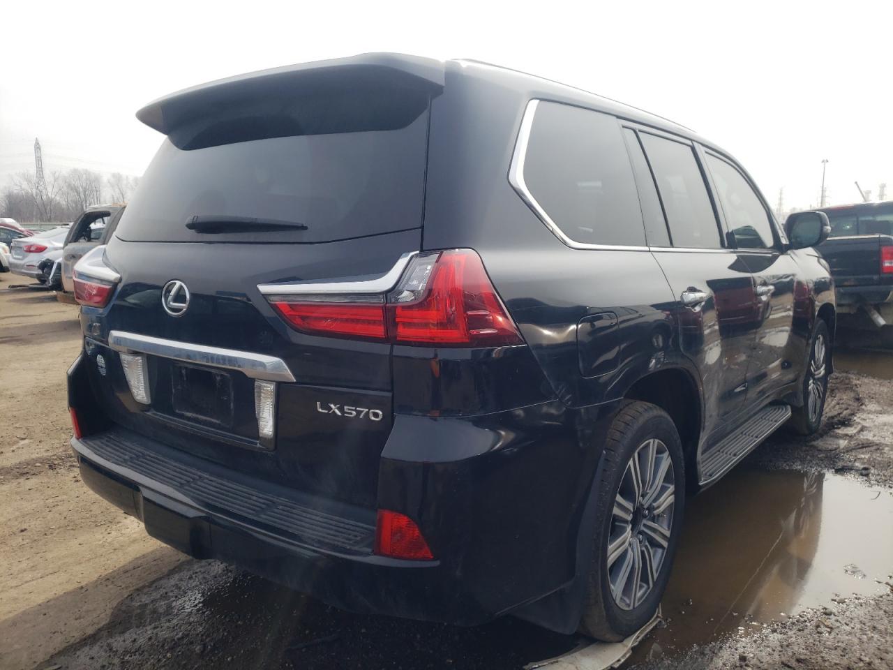 Photo 4 from auction – 2016 LEXUS LX 570 with VIN JTJHY7AX8G4189710