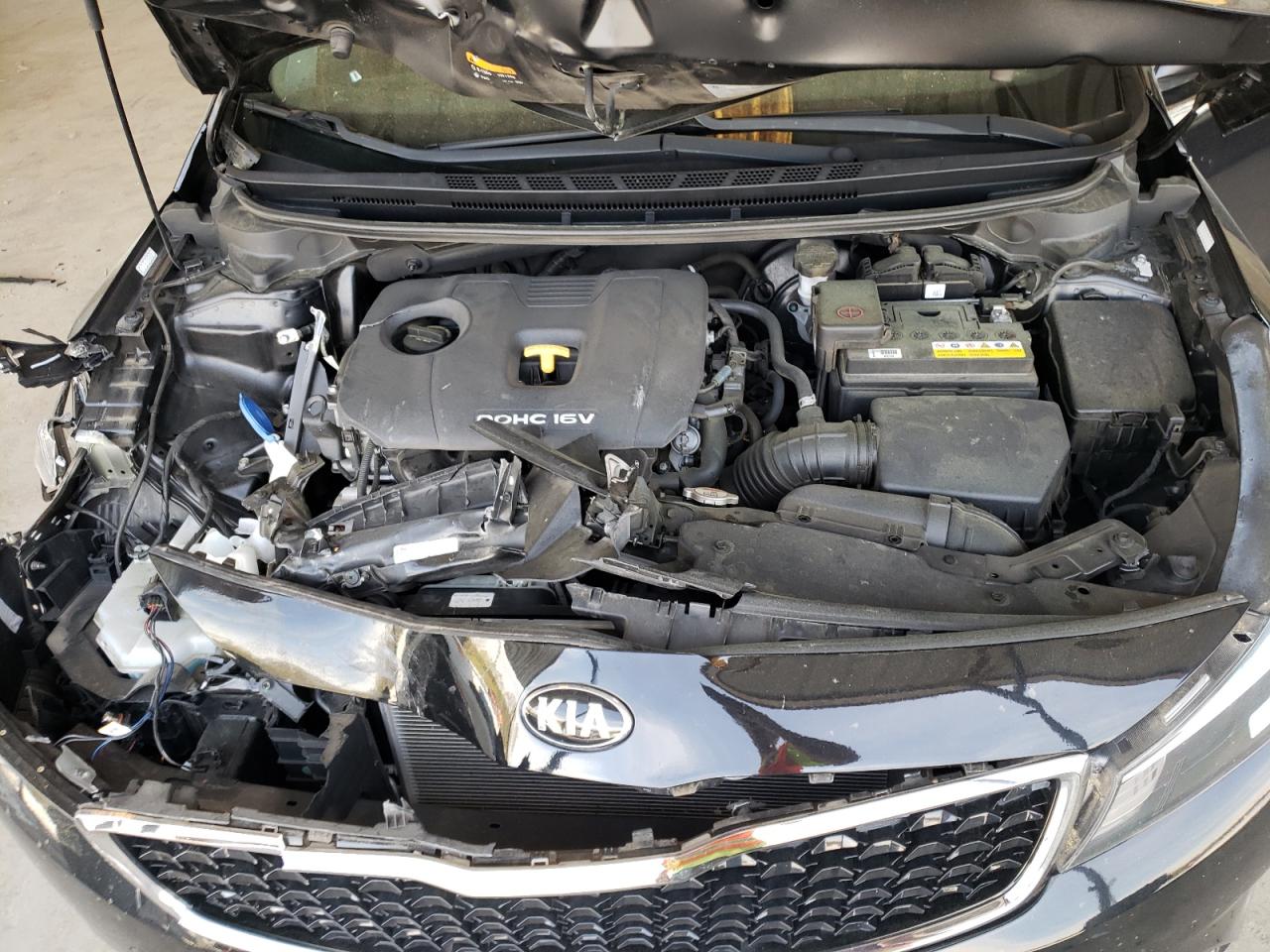 Photo 7 from auction – 2017 KIA FORTE LX with VIN 3KPFK4A74HE033514
