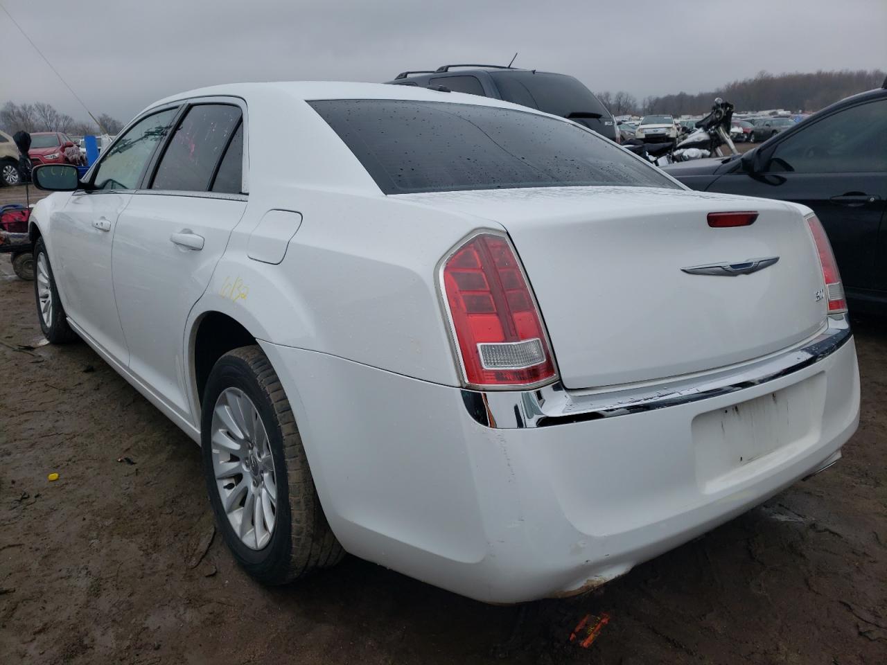 Photo 3 from auction – 2013 CHRYSLER 300 with VIN 2C3CCAAGXDH577386