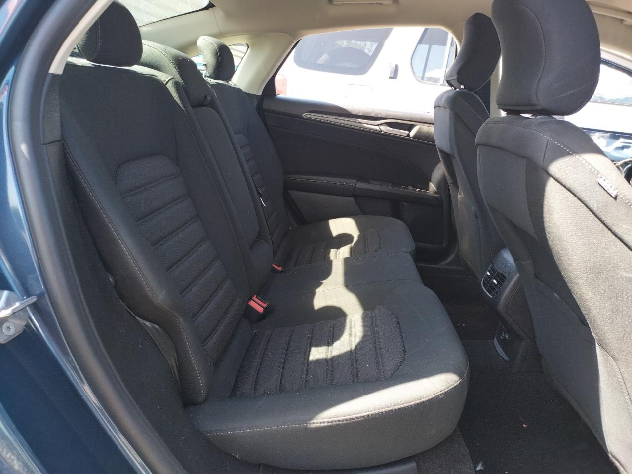 Photo 6 from auction – 2019 FORD FUSION SE with VIN 3FA6P0HD0KR201869