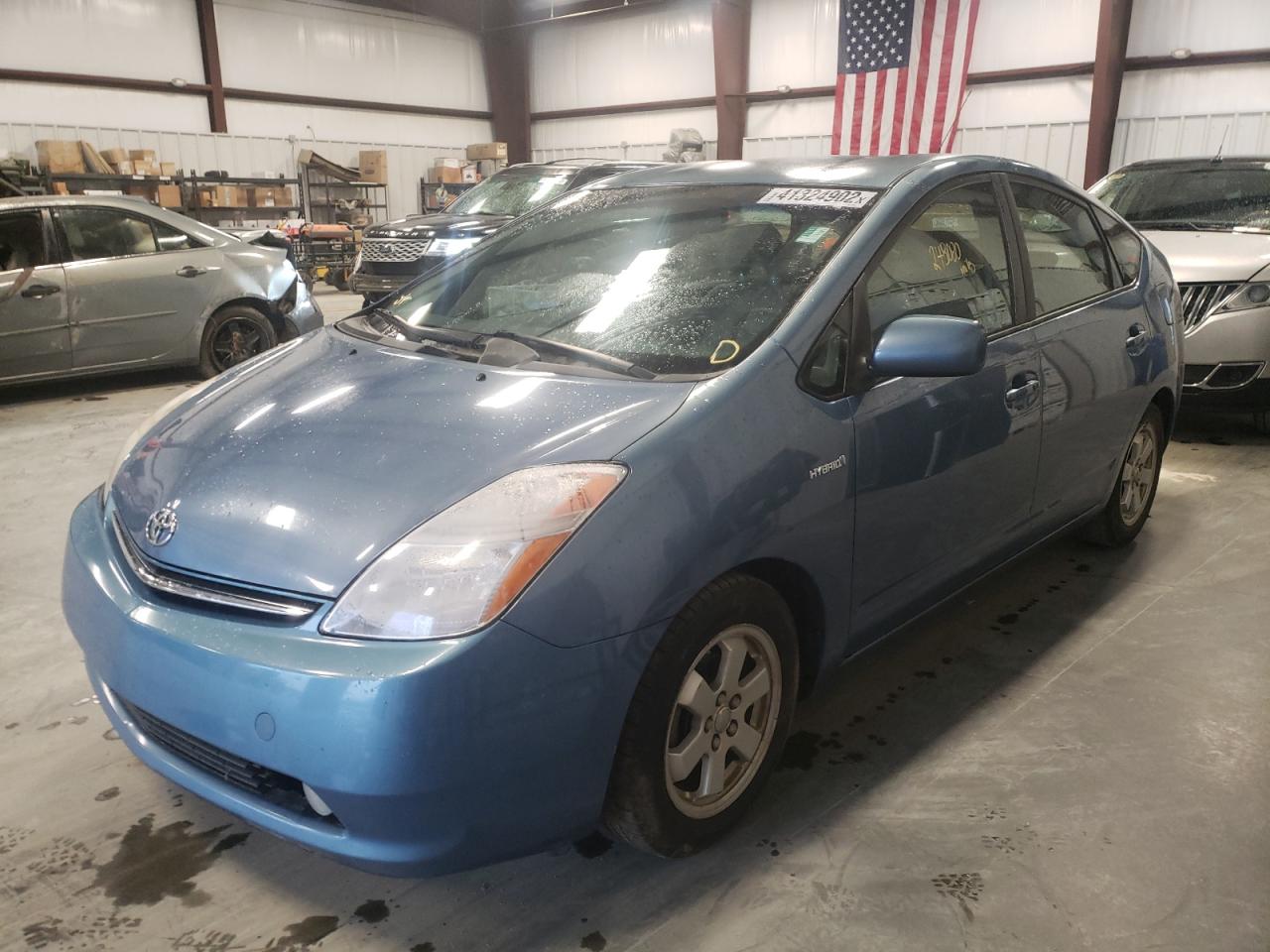 Photo 2 from auction – 2007 TOYOTA PRIUS with VIN JTDKB20U777558883