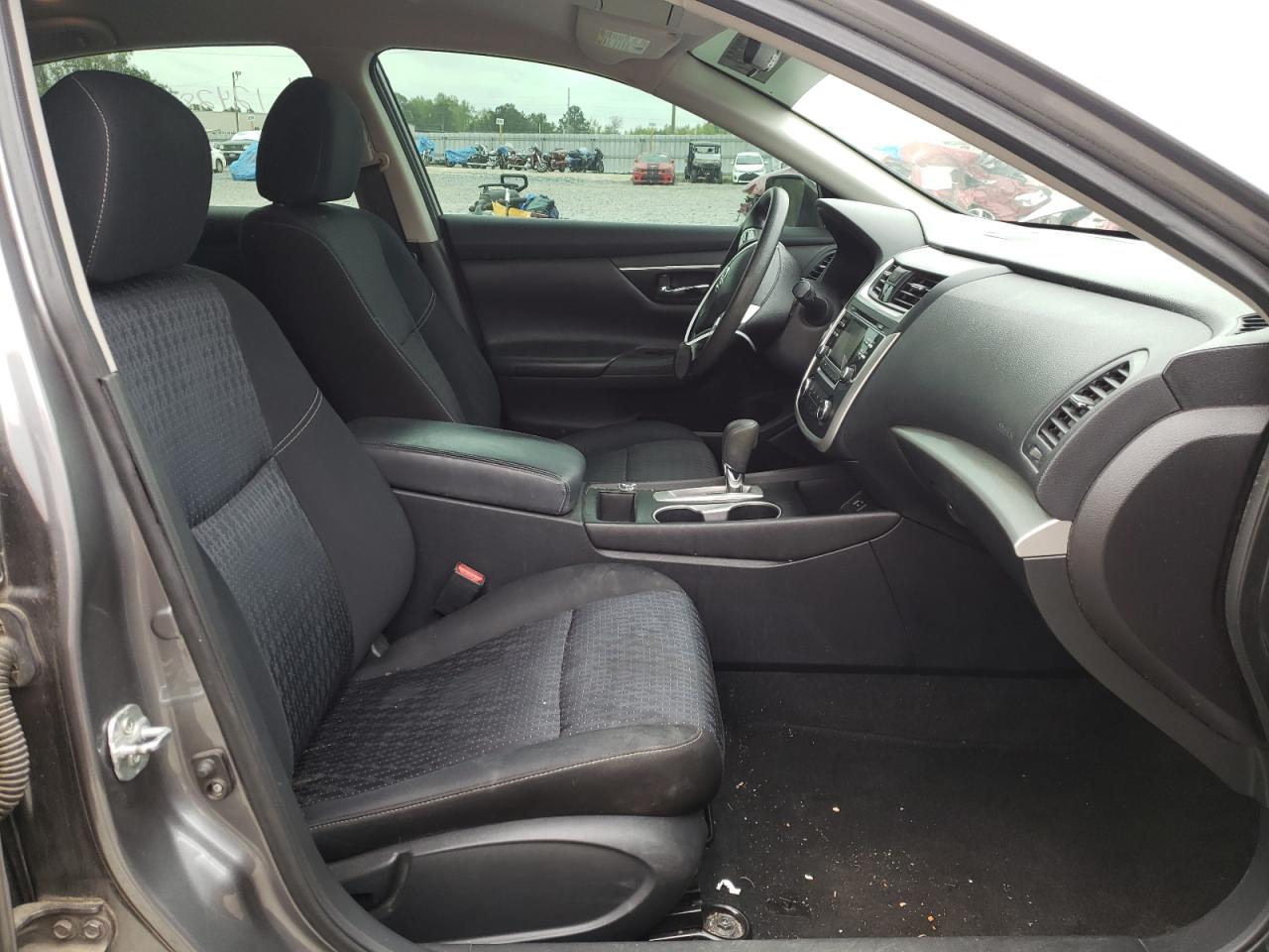 Photo 5 from auction – 2016 NISSAN ALTIMA 2.5 with VIN 1N4AL3AP4GC112887