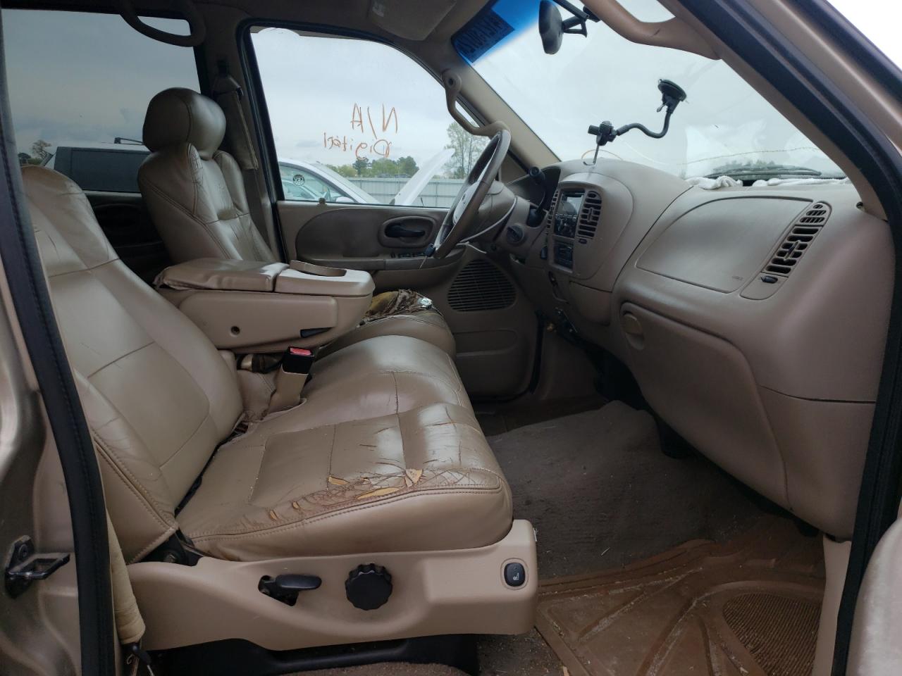 Photo 5 from auction – 2002 FORD F150 SUPER with VIN 1FTRW08L72KA20547