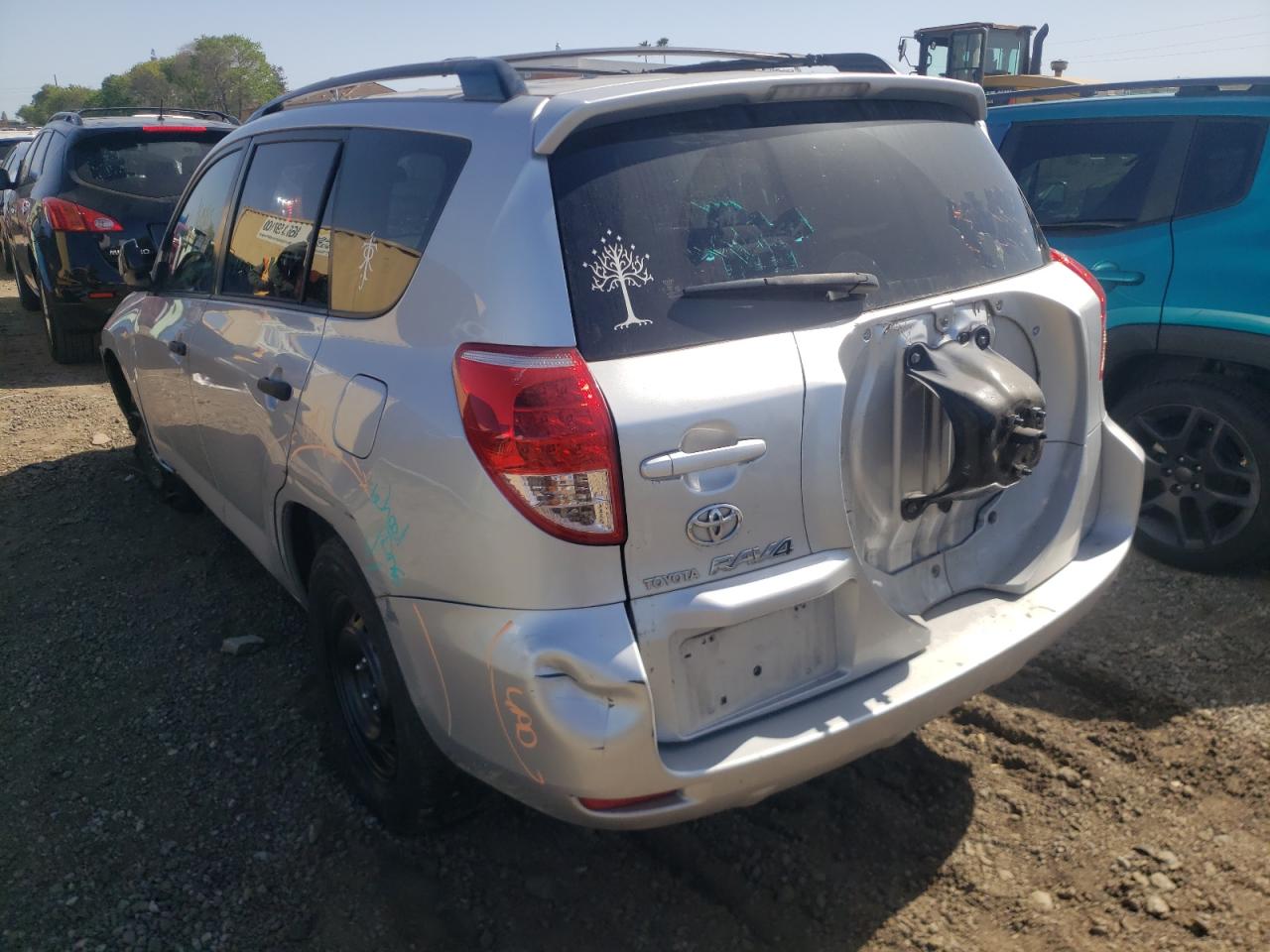 Photo 3 from auction – 2007 TOYOTA RAV4 with VIN JTMZD33V175047233