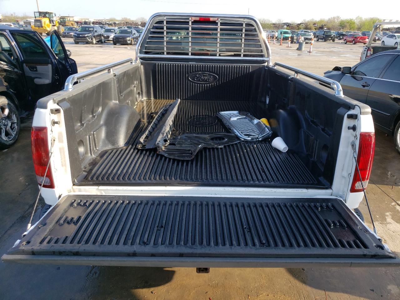 Zdjęcie 6 z aukcji – 2003 FORD F150 z VIN 1FTRX17L53NA55897