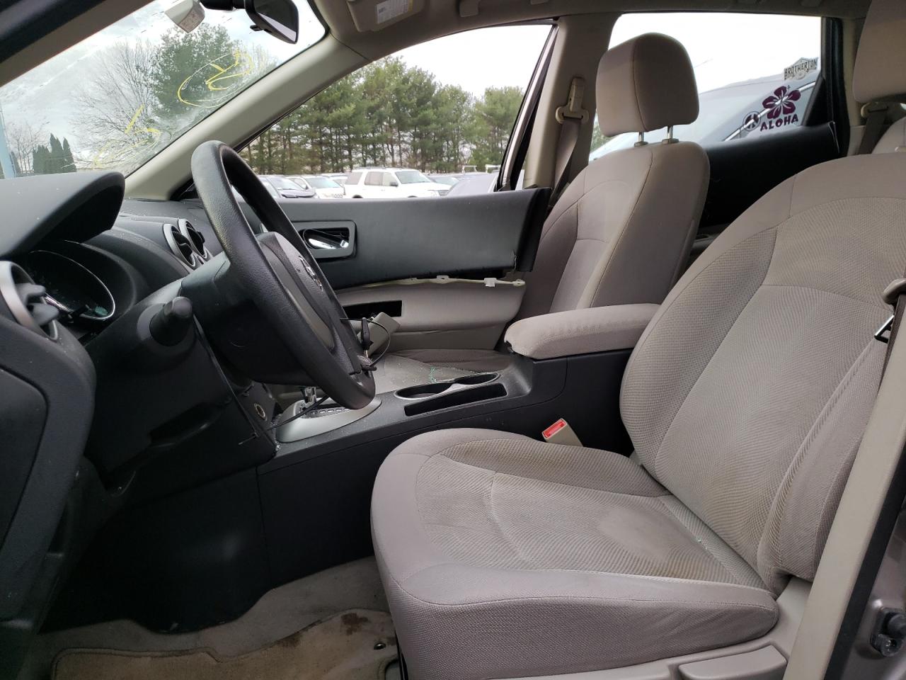 Photo 5 from auction – 2011 NISSAN ROGUE S with VIN JN8AS5MV7BW660400