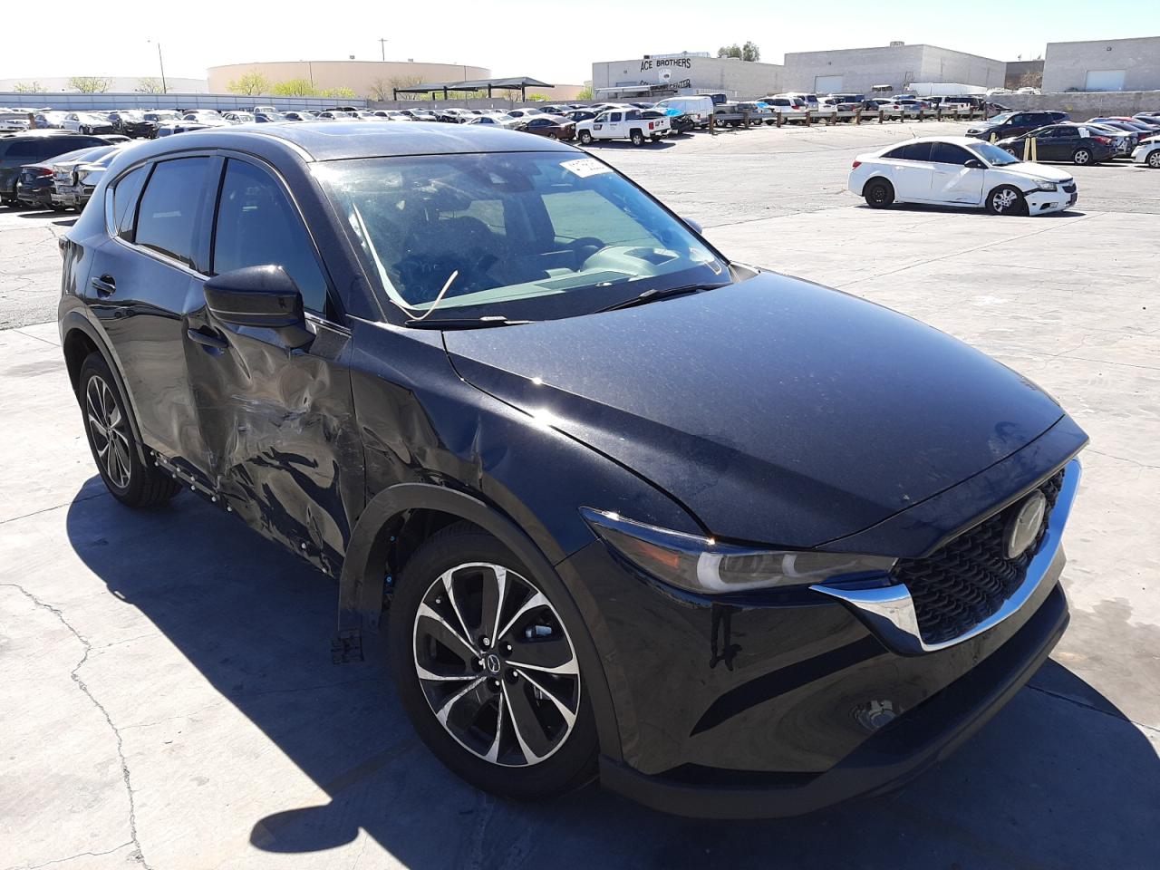 MAZDA CX-5 2022 with VIN JM3KFBEM6N1546308 - Photo from auction
