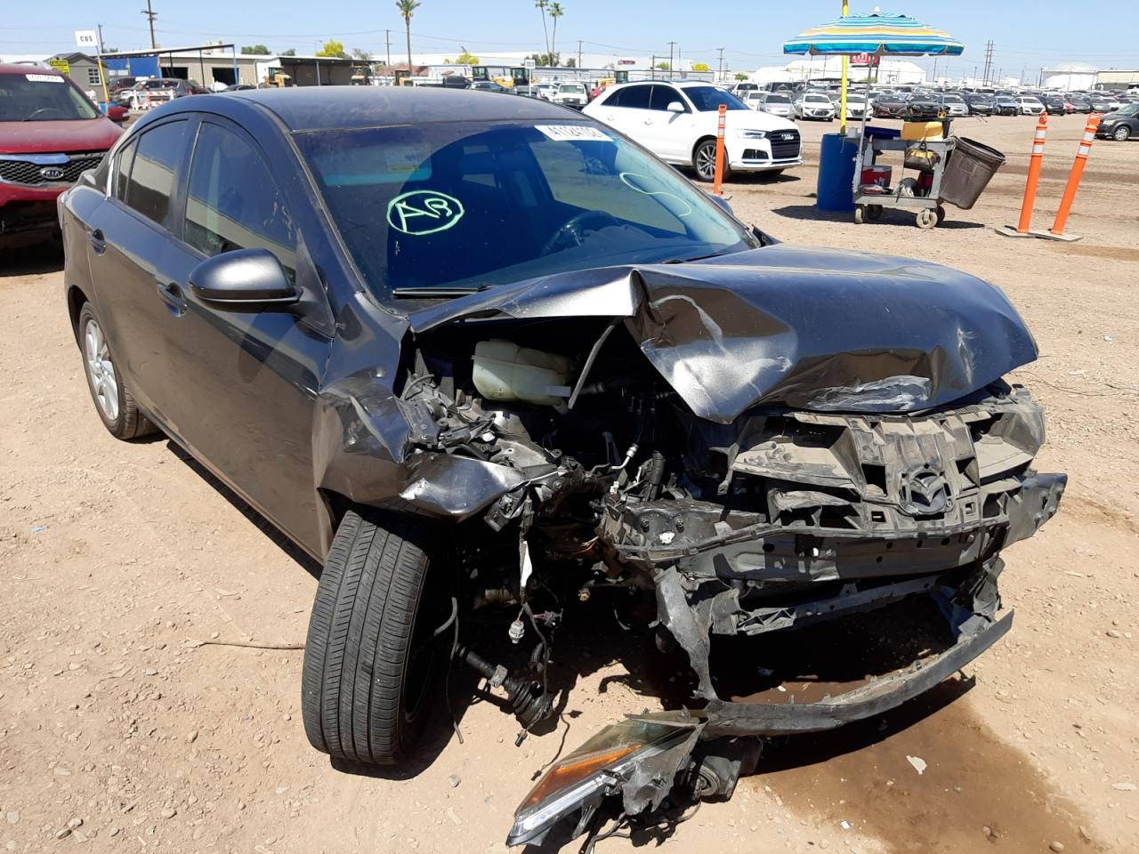 MAZDA 3 I 2012 مع رقم تعريف المركبة JM1BL1V89C1635091 - صورة من المزاد
